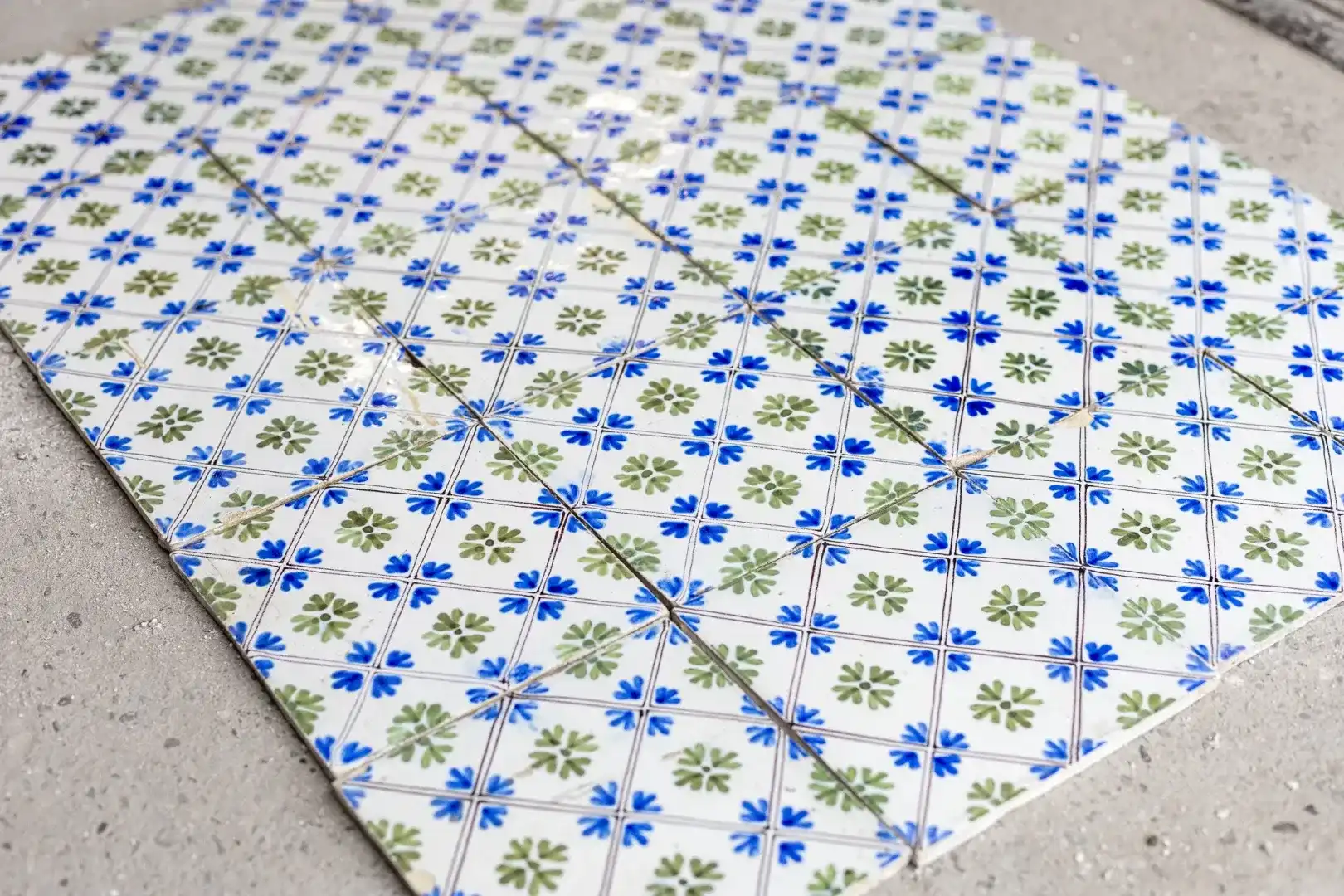 Antieke Wandtegels 13x13 Met Bloemschildering