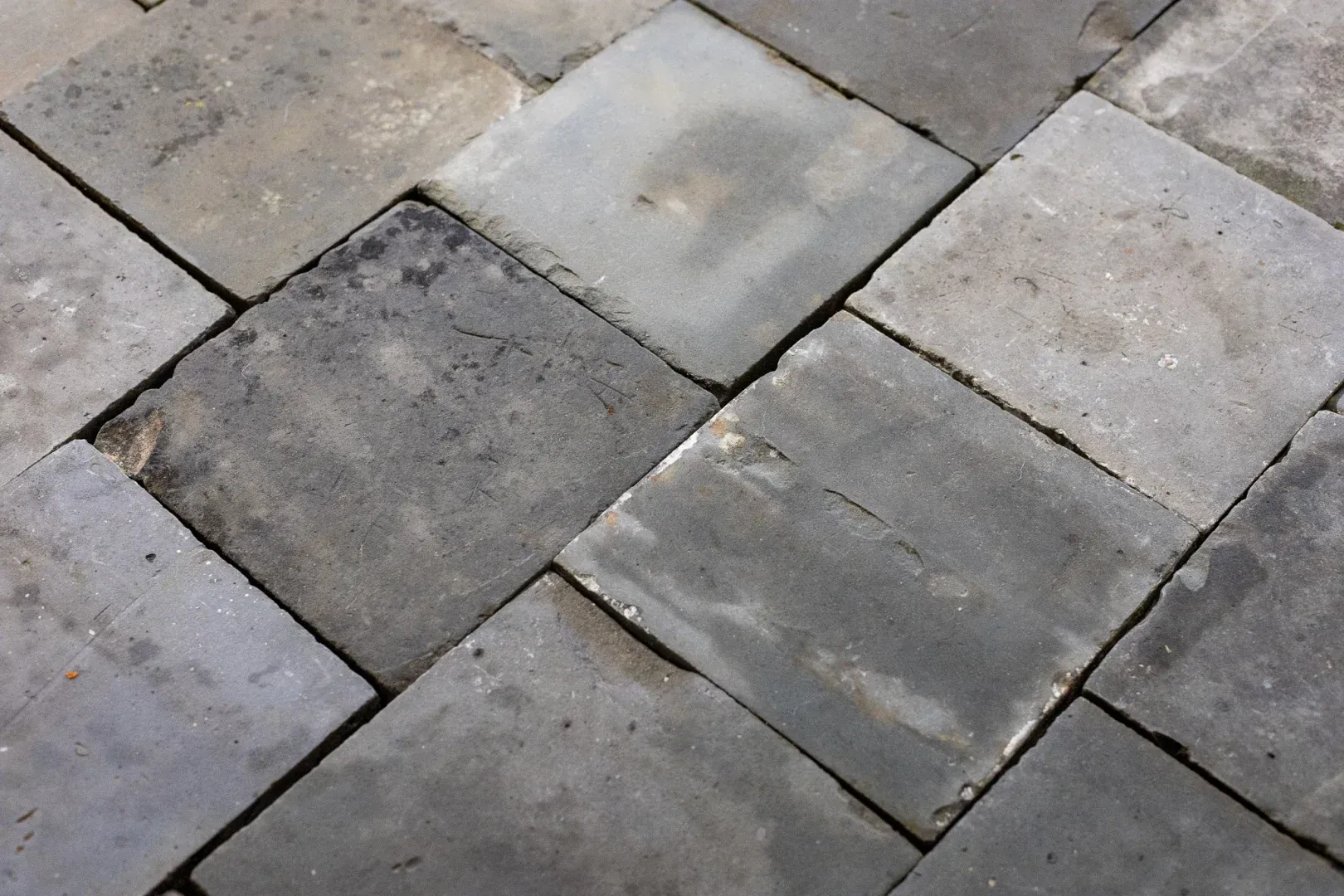 Carreaux gris à cuisson réductrice