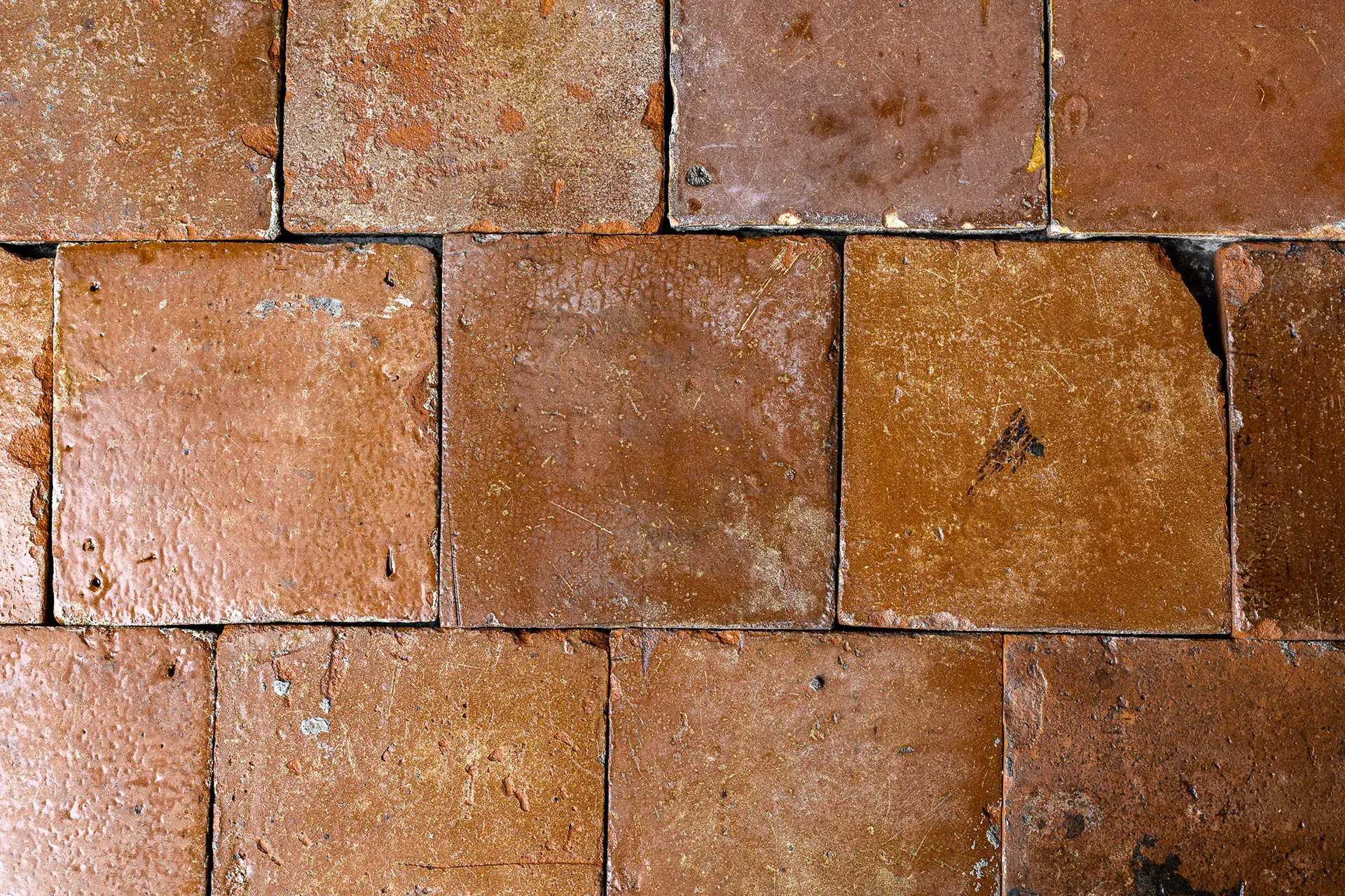 Antique brown floor tiles with glaze