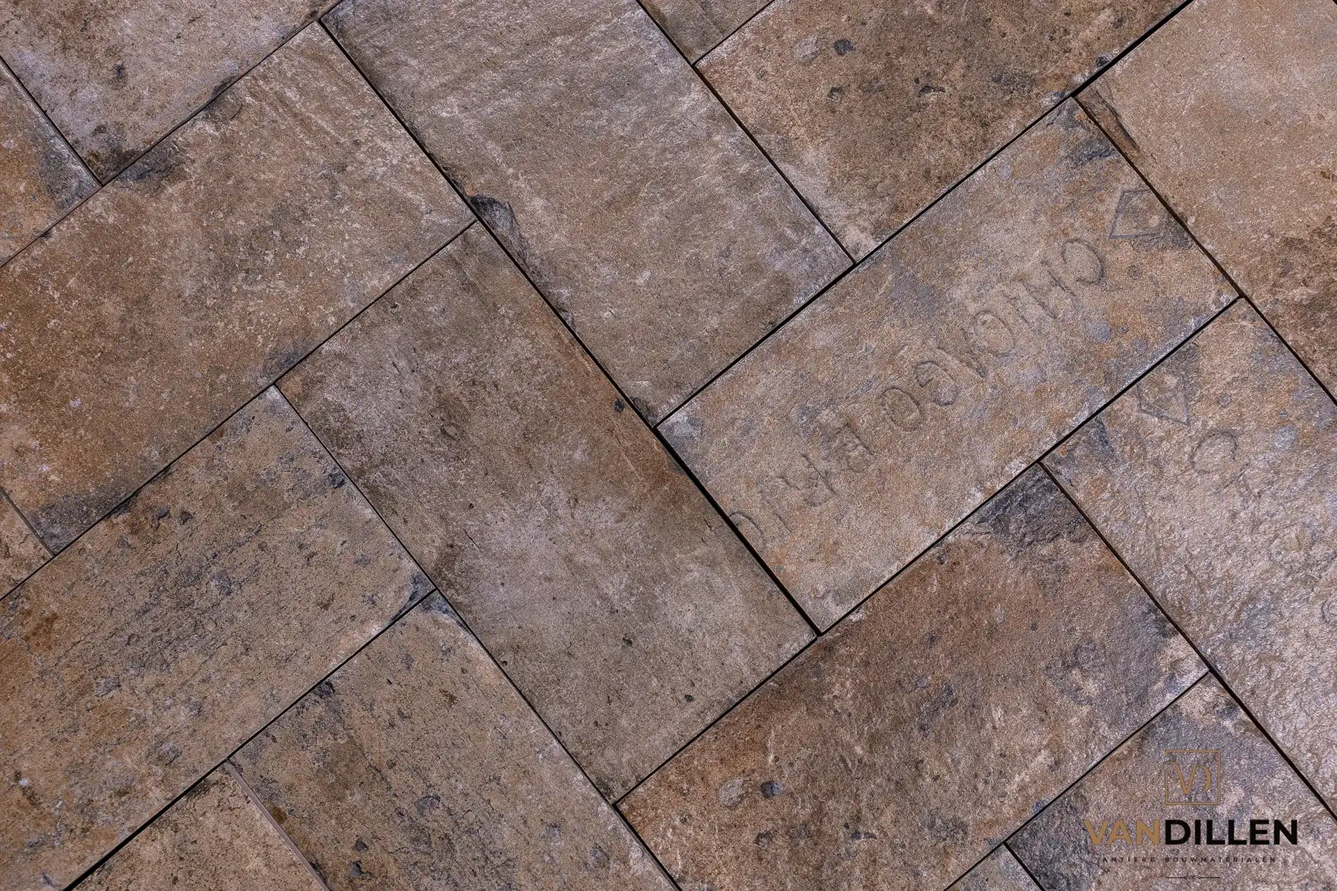 Authentieke Levendige Vloertegels Of Wandtegels Kopen Bruin 10x20
