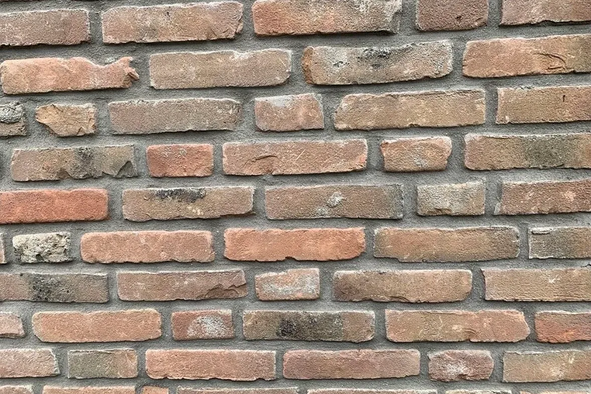 Bronze-brown reclaimed moulded bricks, 21 x 5