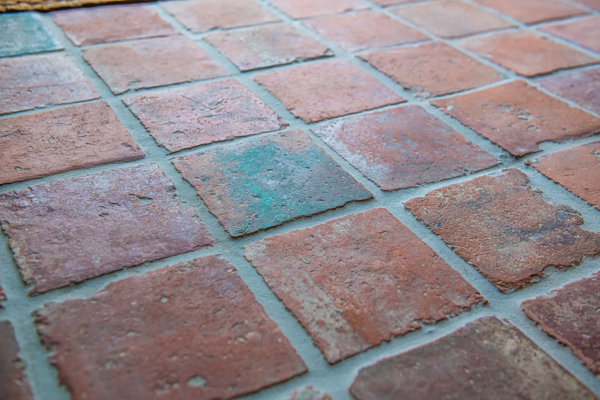 Dark-toned French terracotta tiles