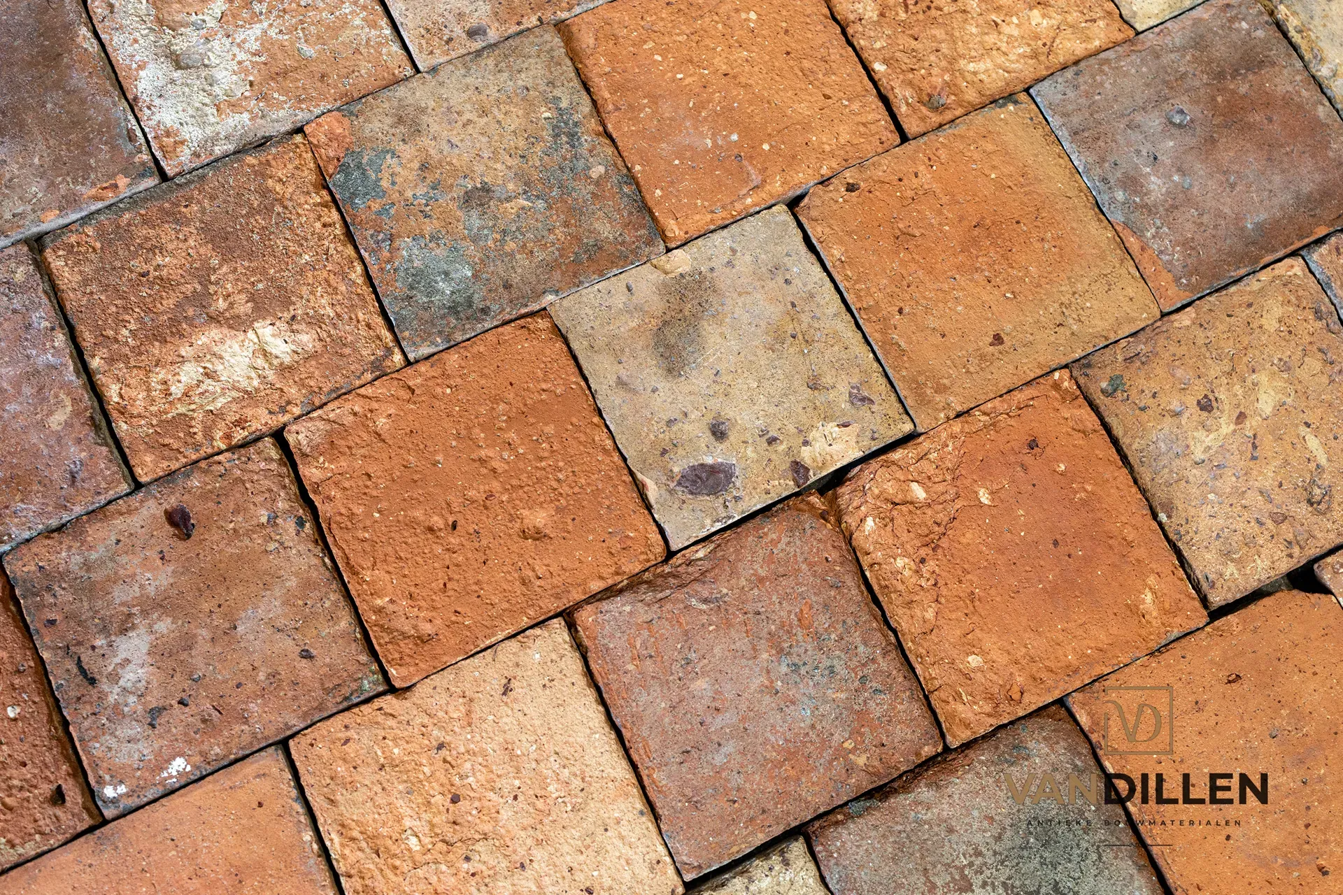Carreaux de sol français aux couleurs mélangées, 17 x 17