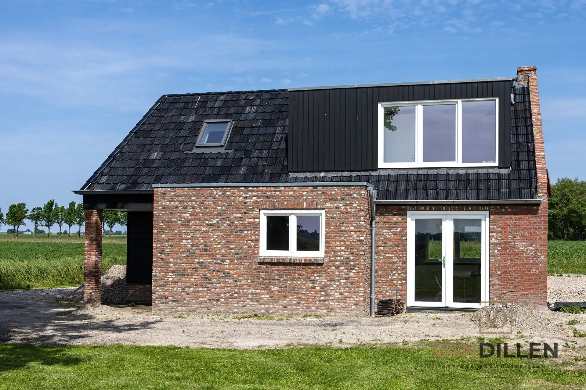 Friese Rode Handvorm Stenen