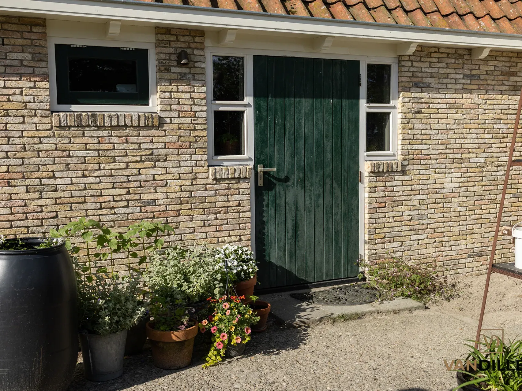 Friesische gelbe Ziegel 22 x 5 für ein neues Bauernhaus in Gaast