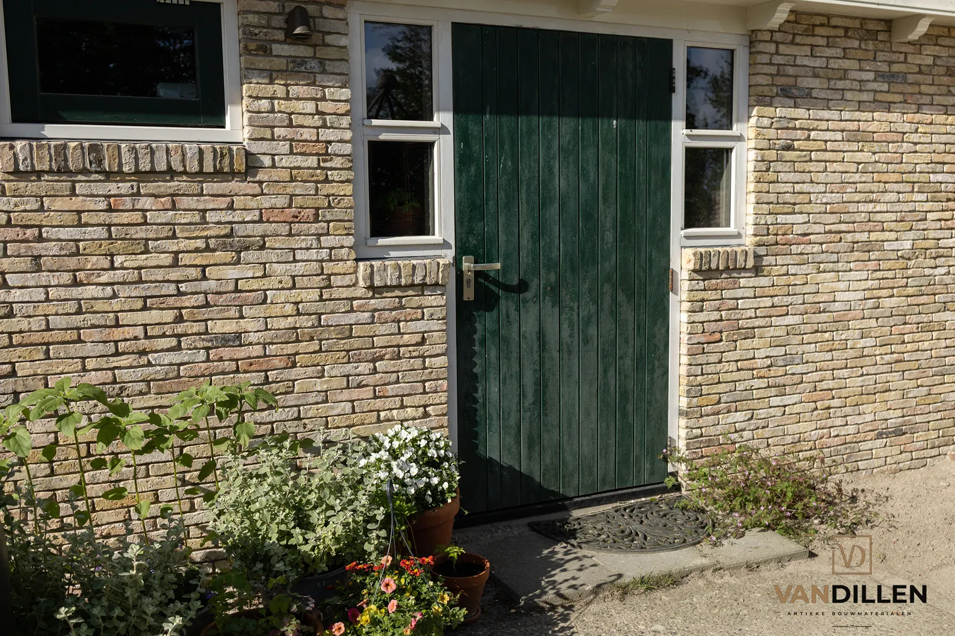 Friesische Geeltjes 22x5 bei einem Neubau-Bauernhaus in Gaast