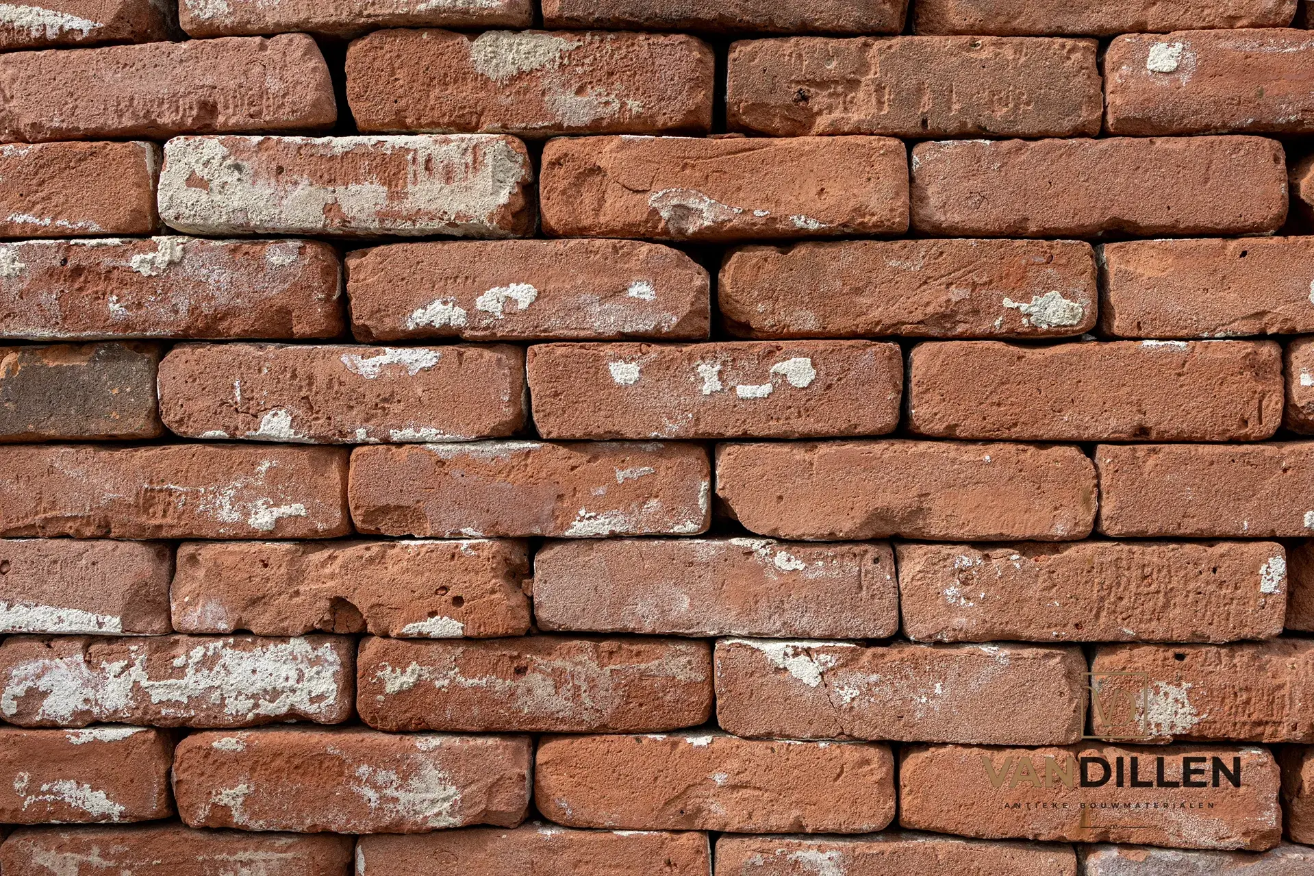 Old bricks cleaned of mortar