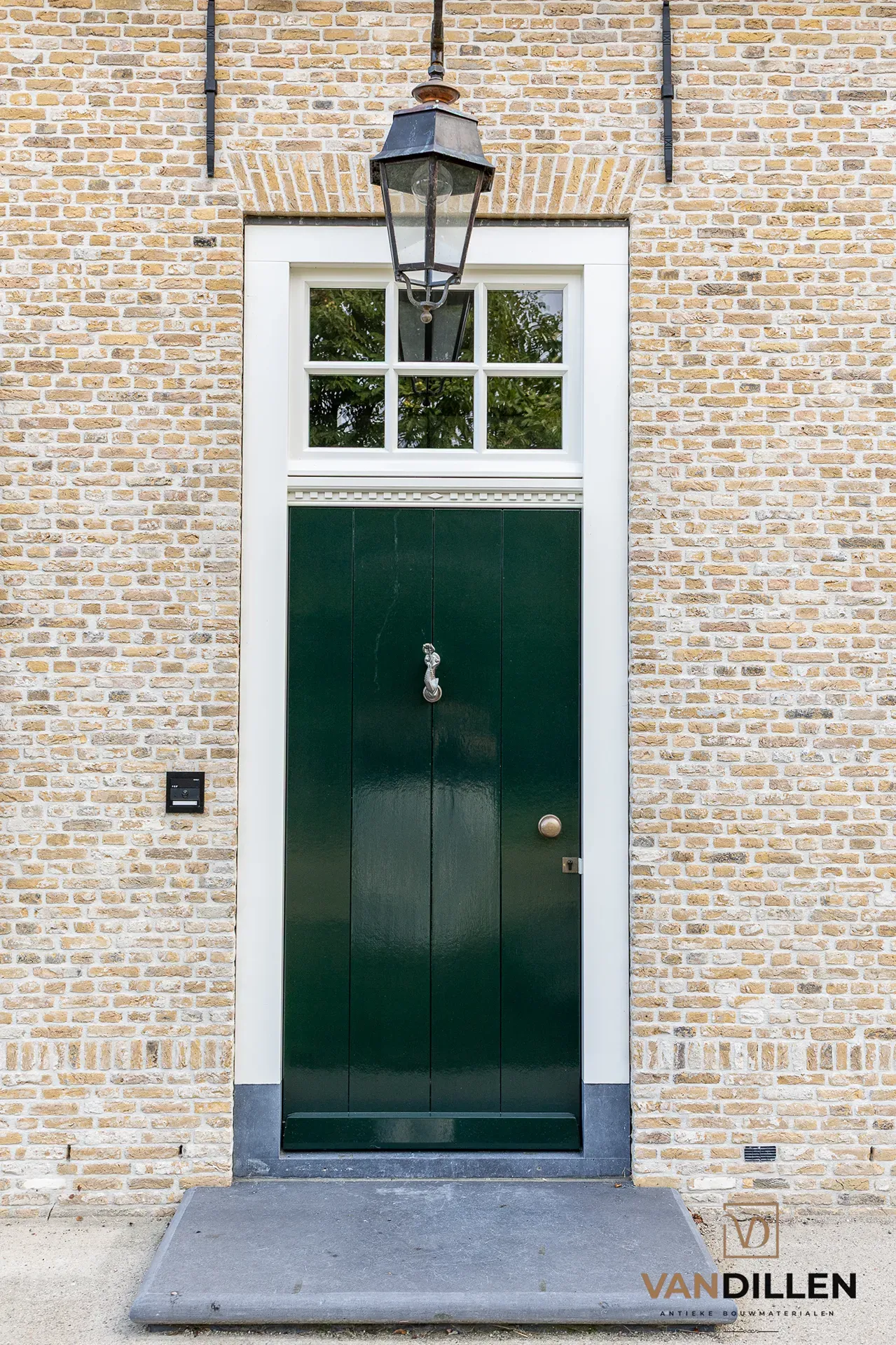 Gele handvorm ijsselstenen in Zuid-Nederland