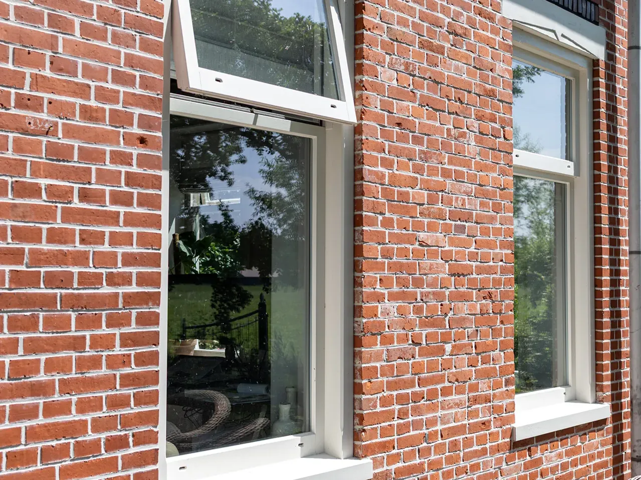 Fassadensanierung in Groningen mit alten Ziegeln