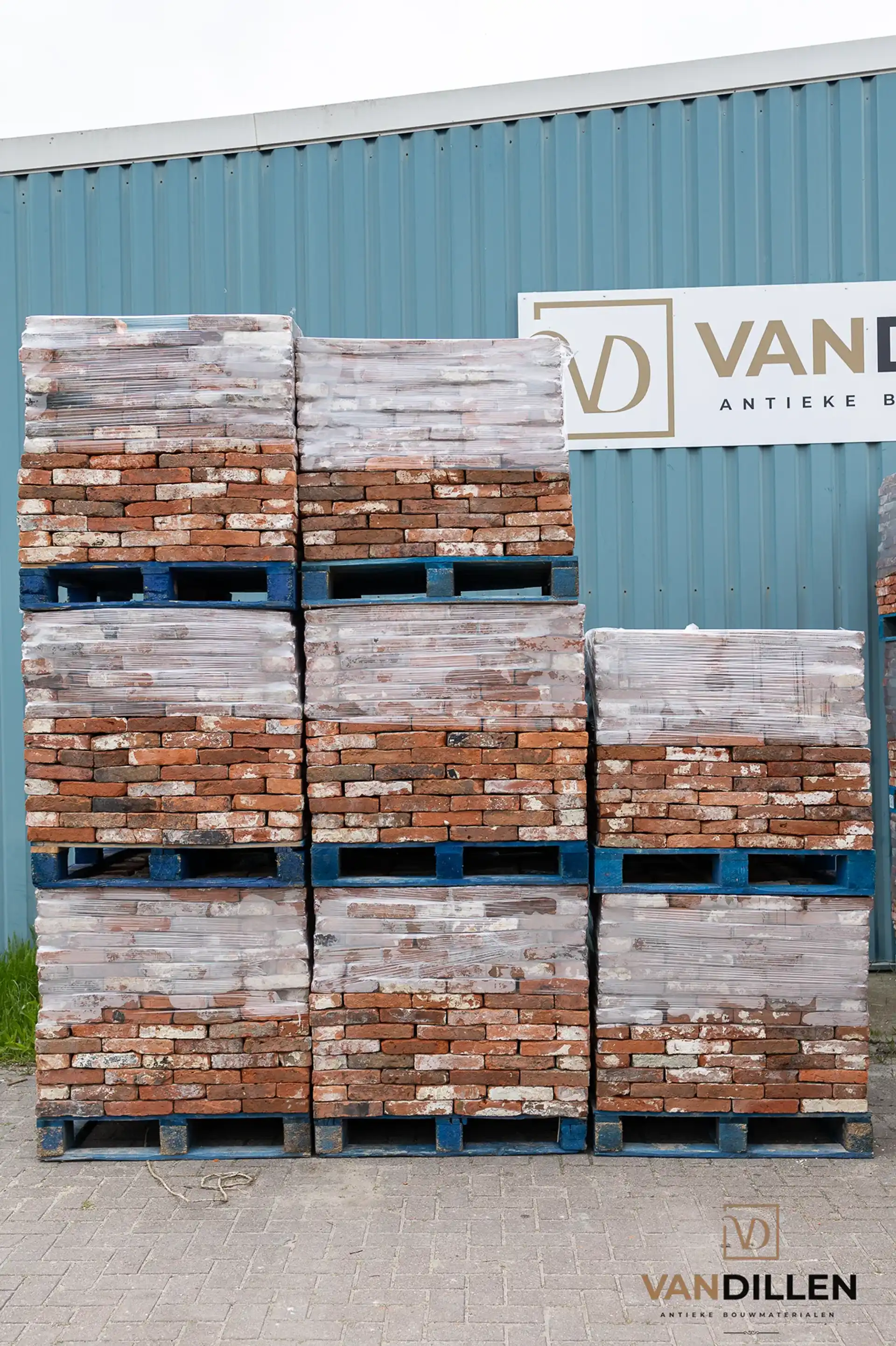 Handmade Reclaimed Bricks