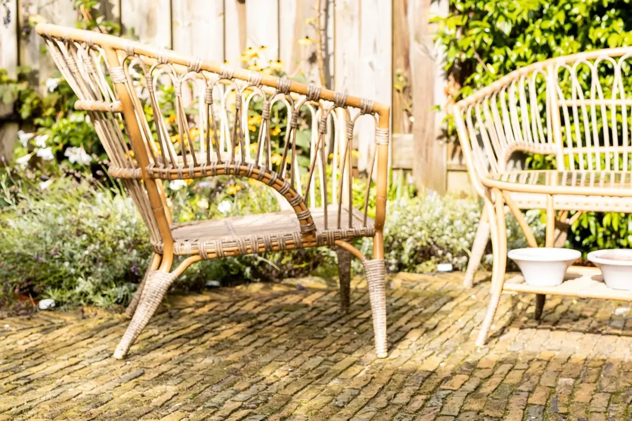 Hard IJssel bricks for paving
