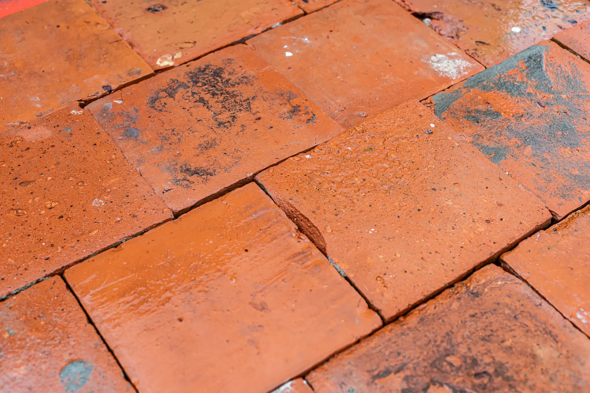 Antieke vloertegels rood
