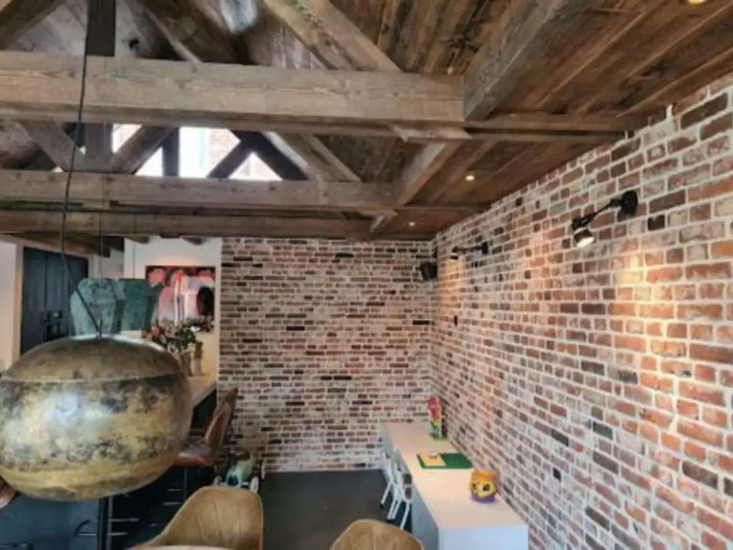 Which pointing mortar should you use for reclaimed bricks?