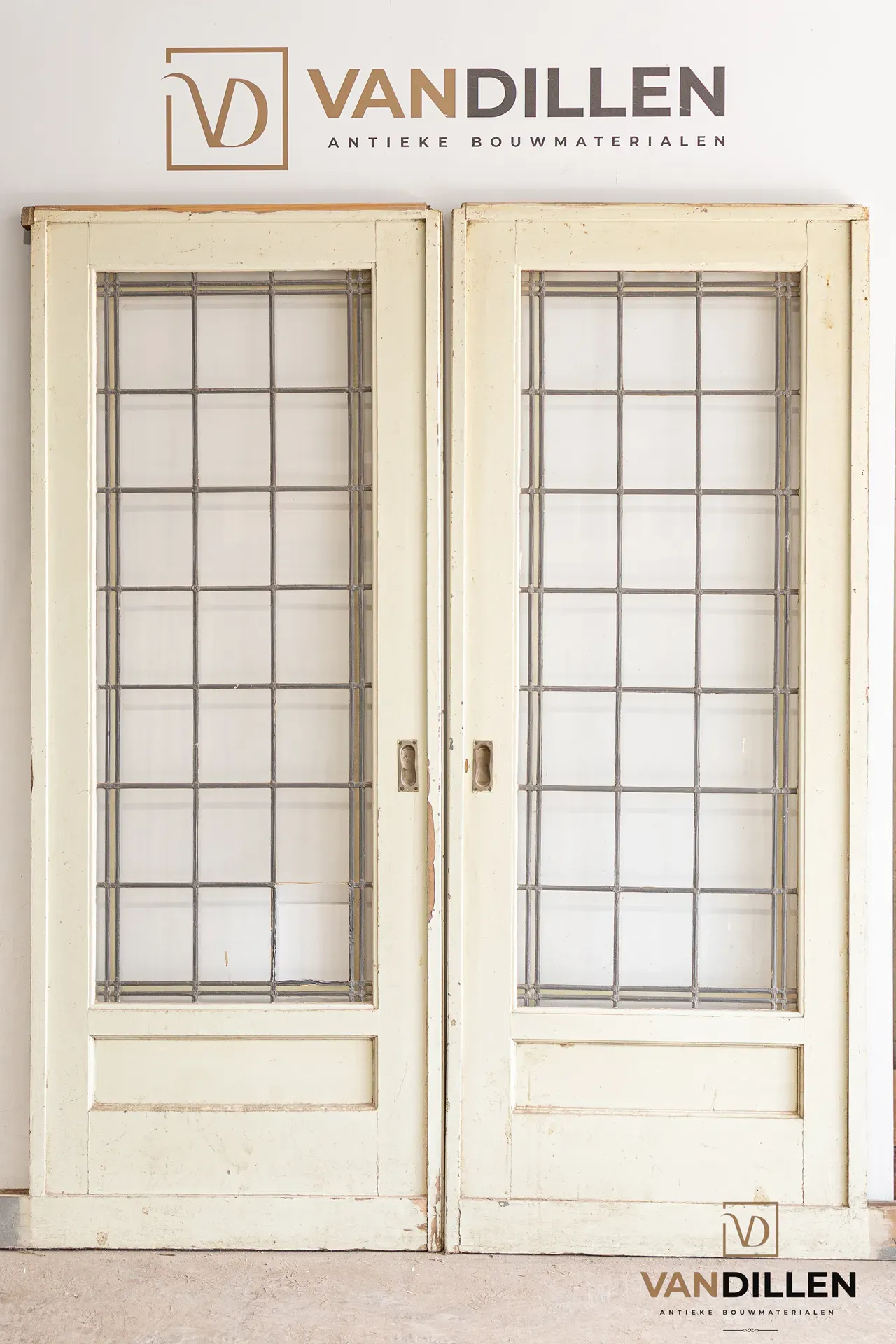Nr 120 hoge set antieke ensuite met glas in lood en kleur rand