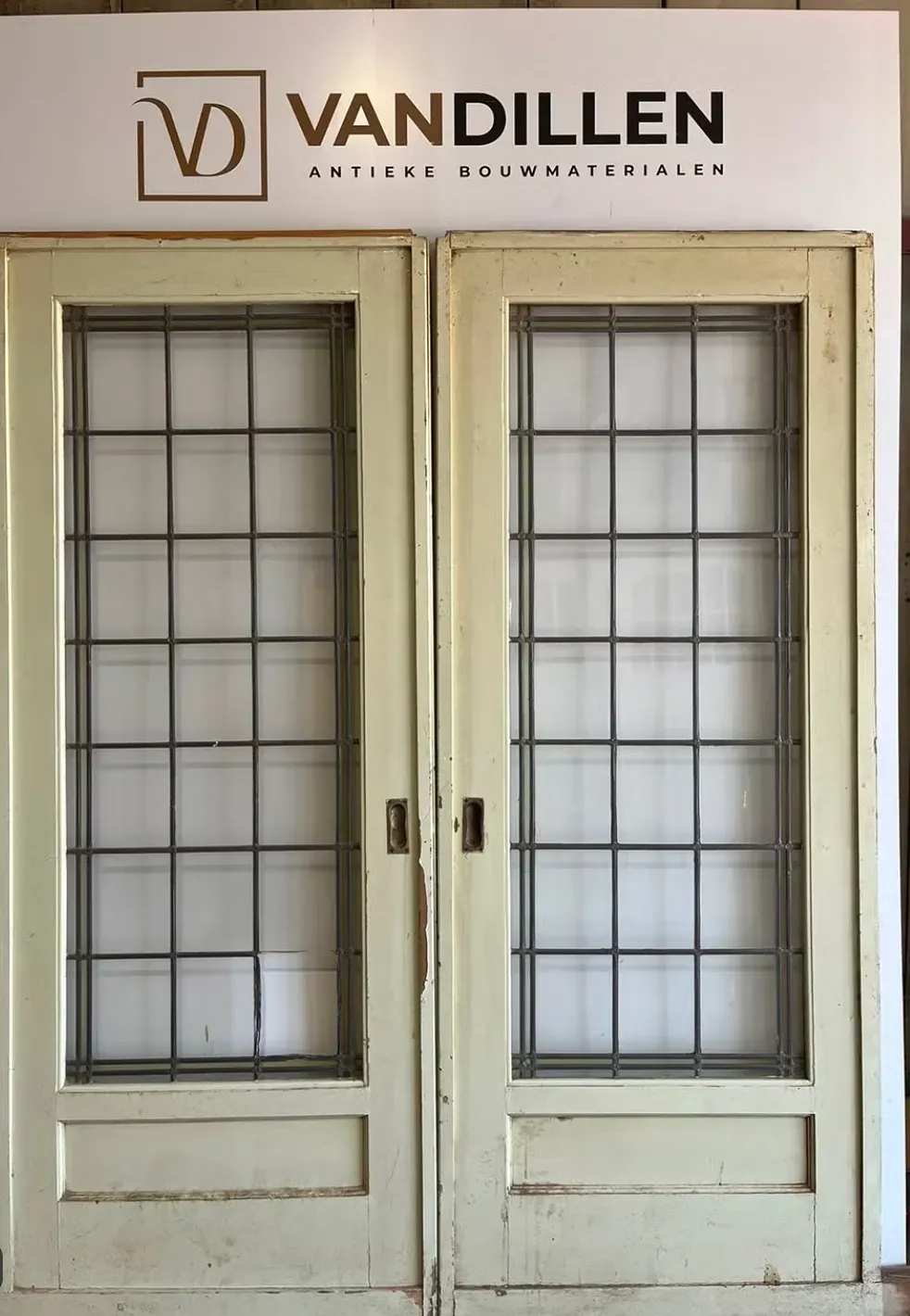 Nr 120 hoge set antieke ensuite met glas in lood en kleur rand