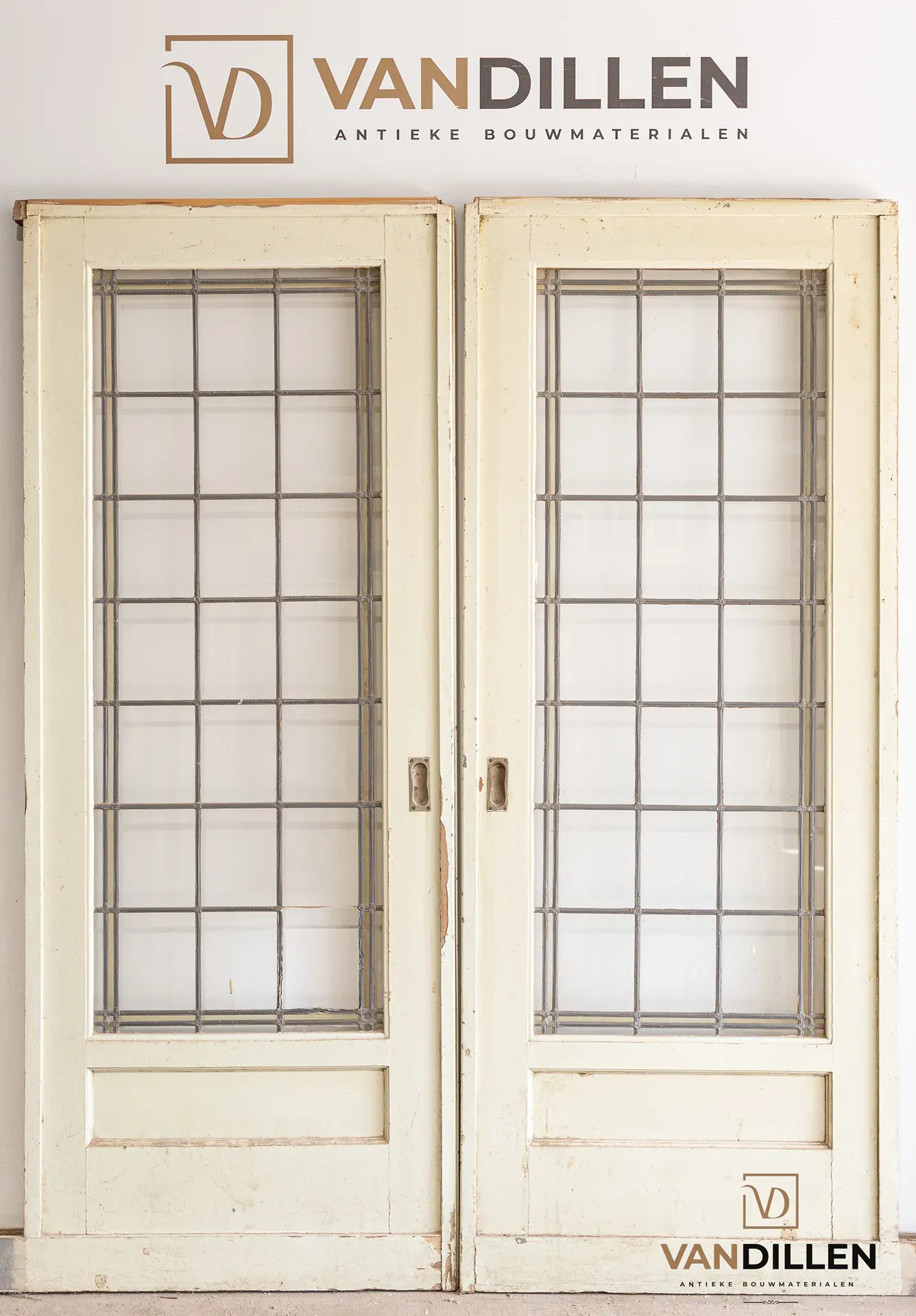 Nr. 120: Hohe antike Zimmertüren mit Bleiverglasung und Farbrand, 225.5 x 88.5 CM