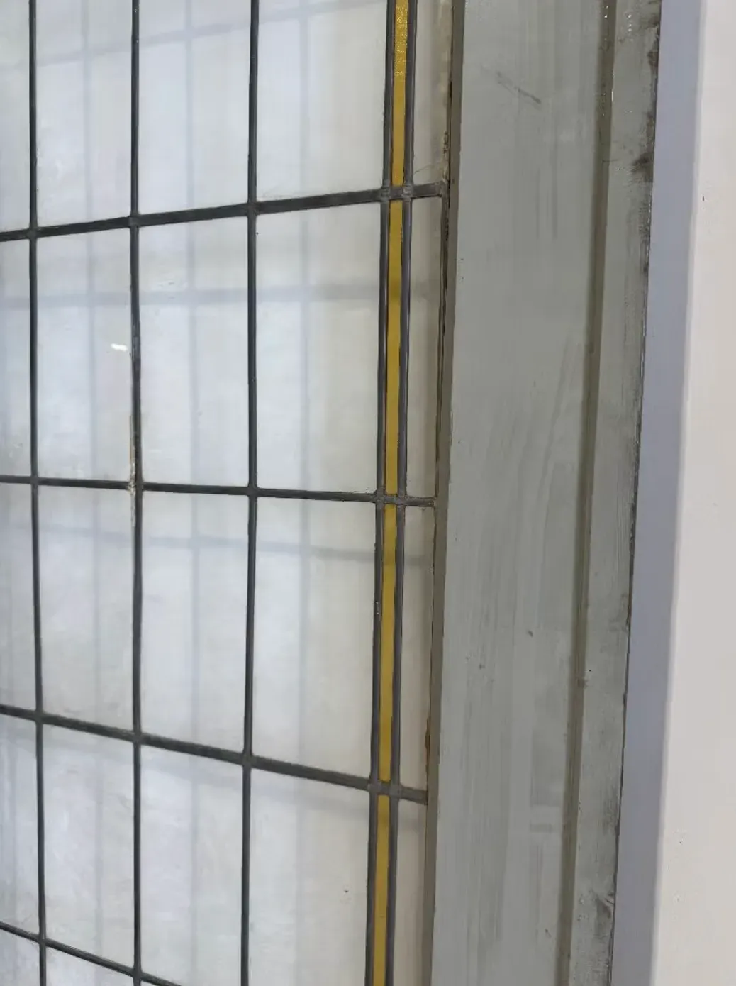 Nr 139; Antieke ensuite schuifdeuren met glas in lood