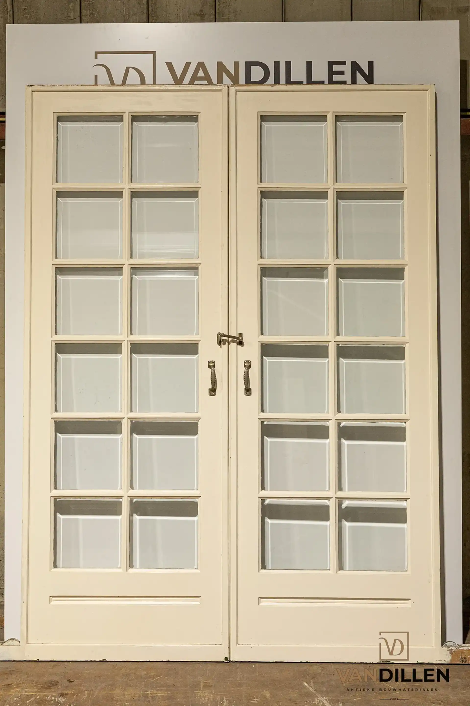 Nr 27 Ensuite Deuren Roedeverdeling