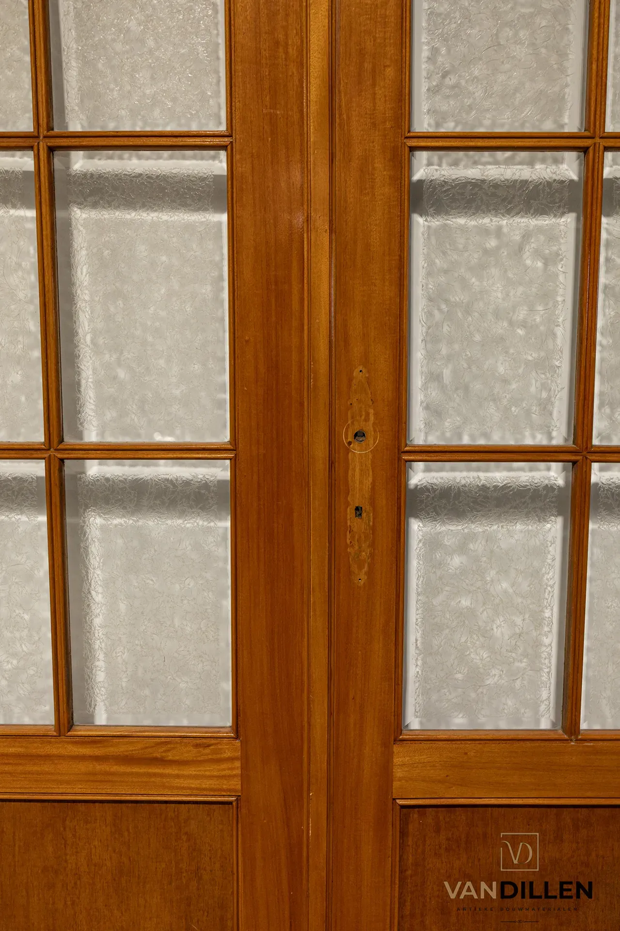 Nr. 51 antike Türen mit Ornamentglas