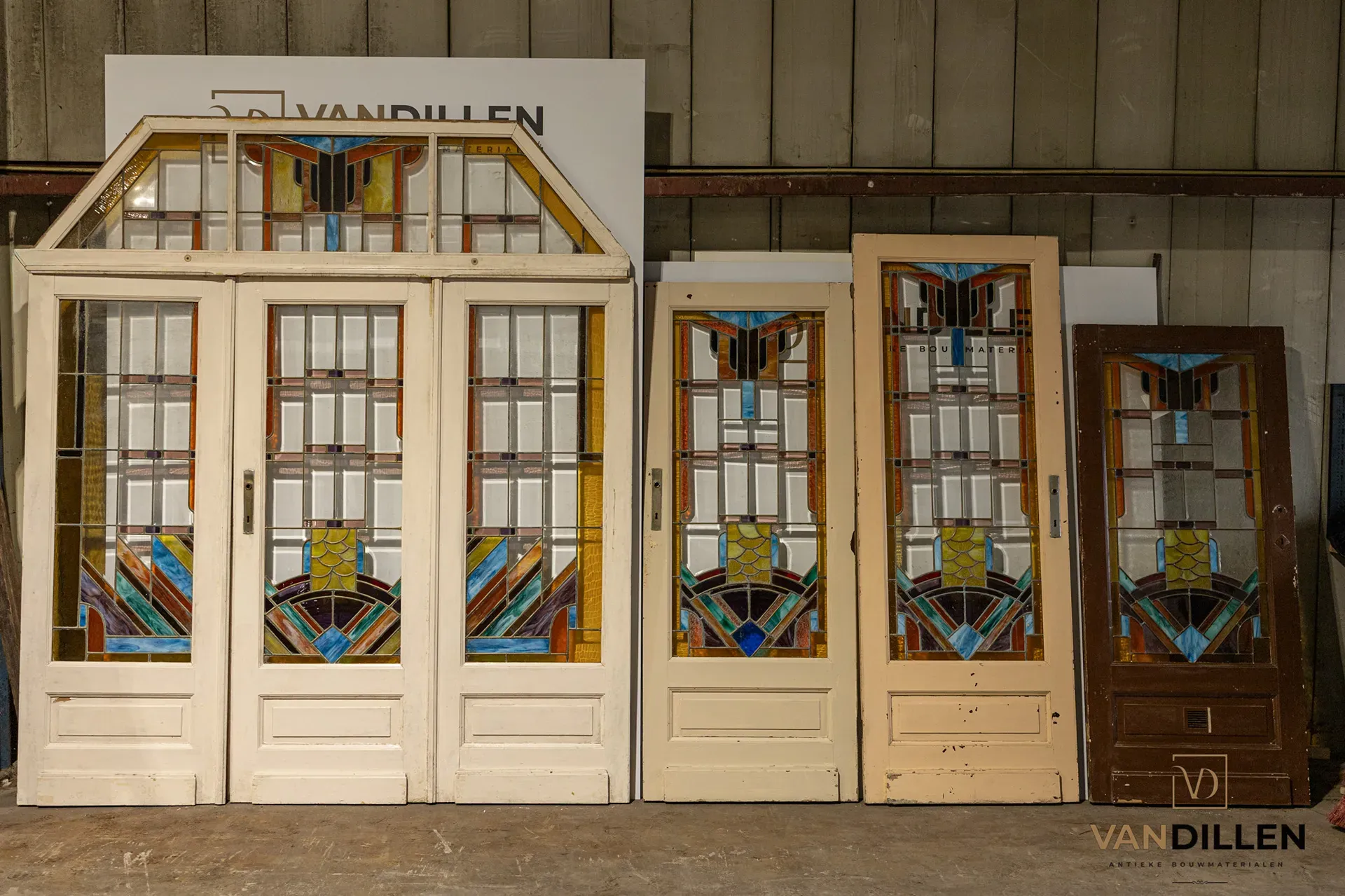 No. 53 distinctive antique six-piece door set