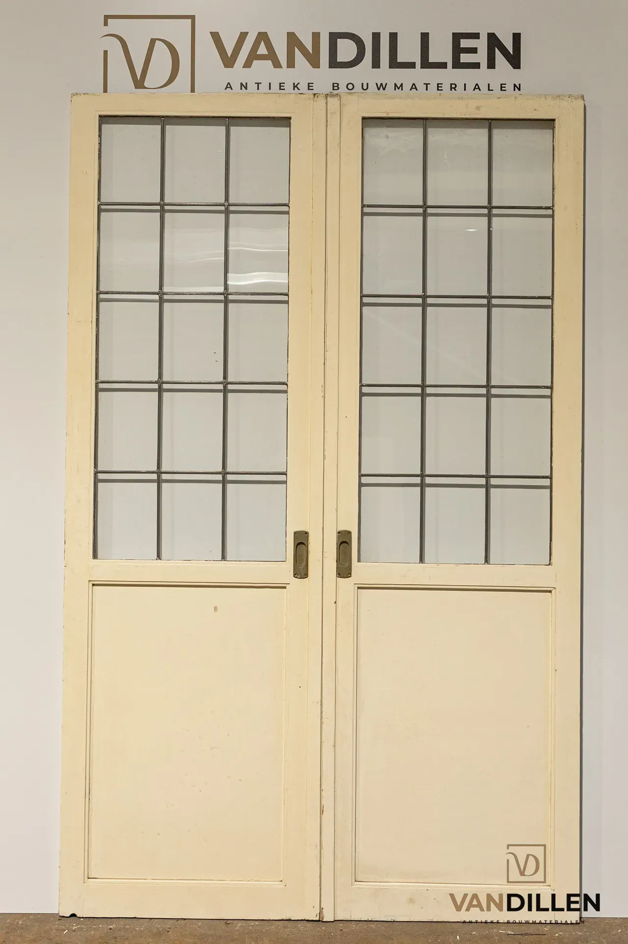 No. 56 set of narrow internal dividing doors