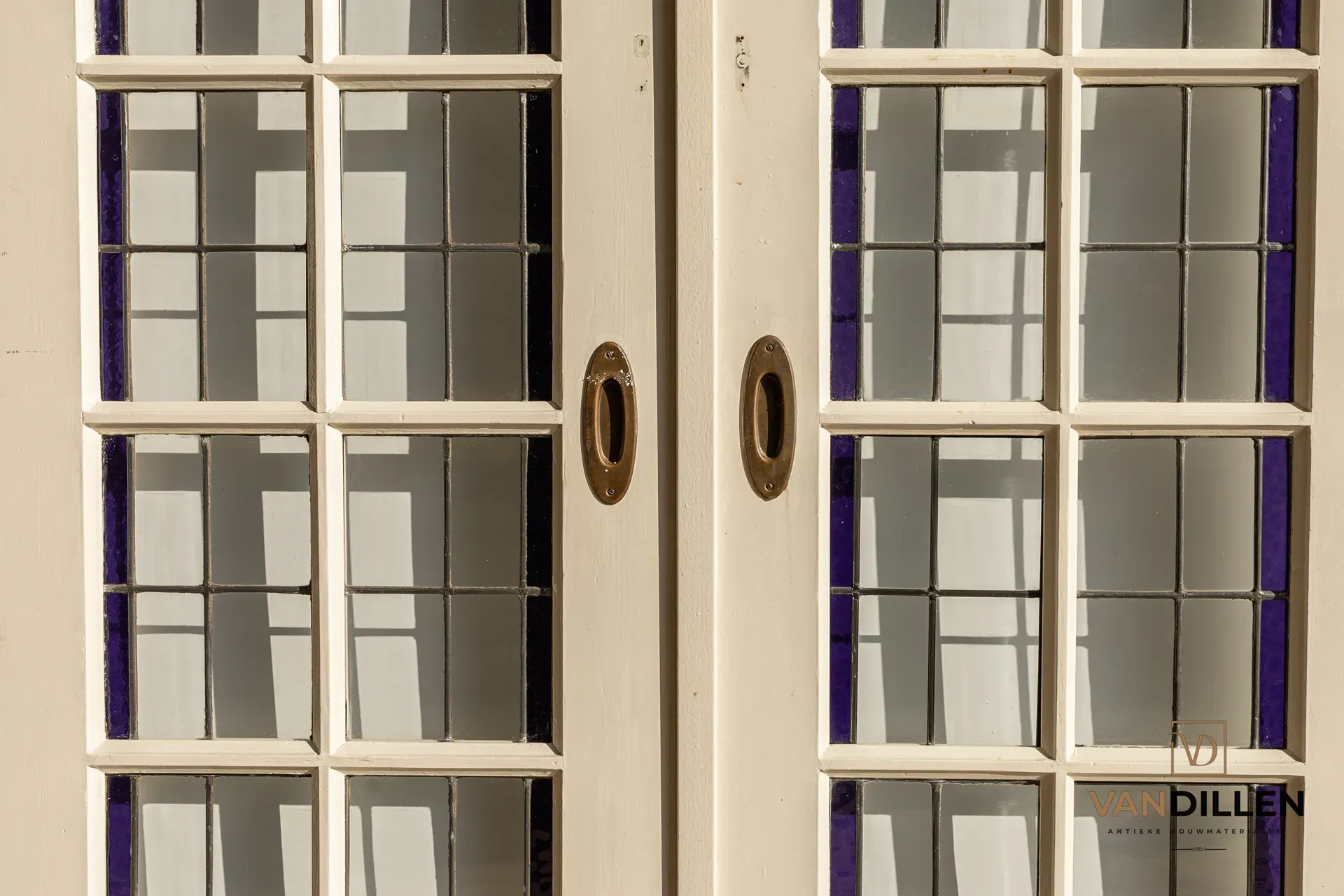 N° 69, portes coulissantes anciennes en bois