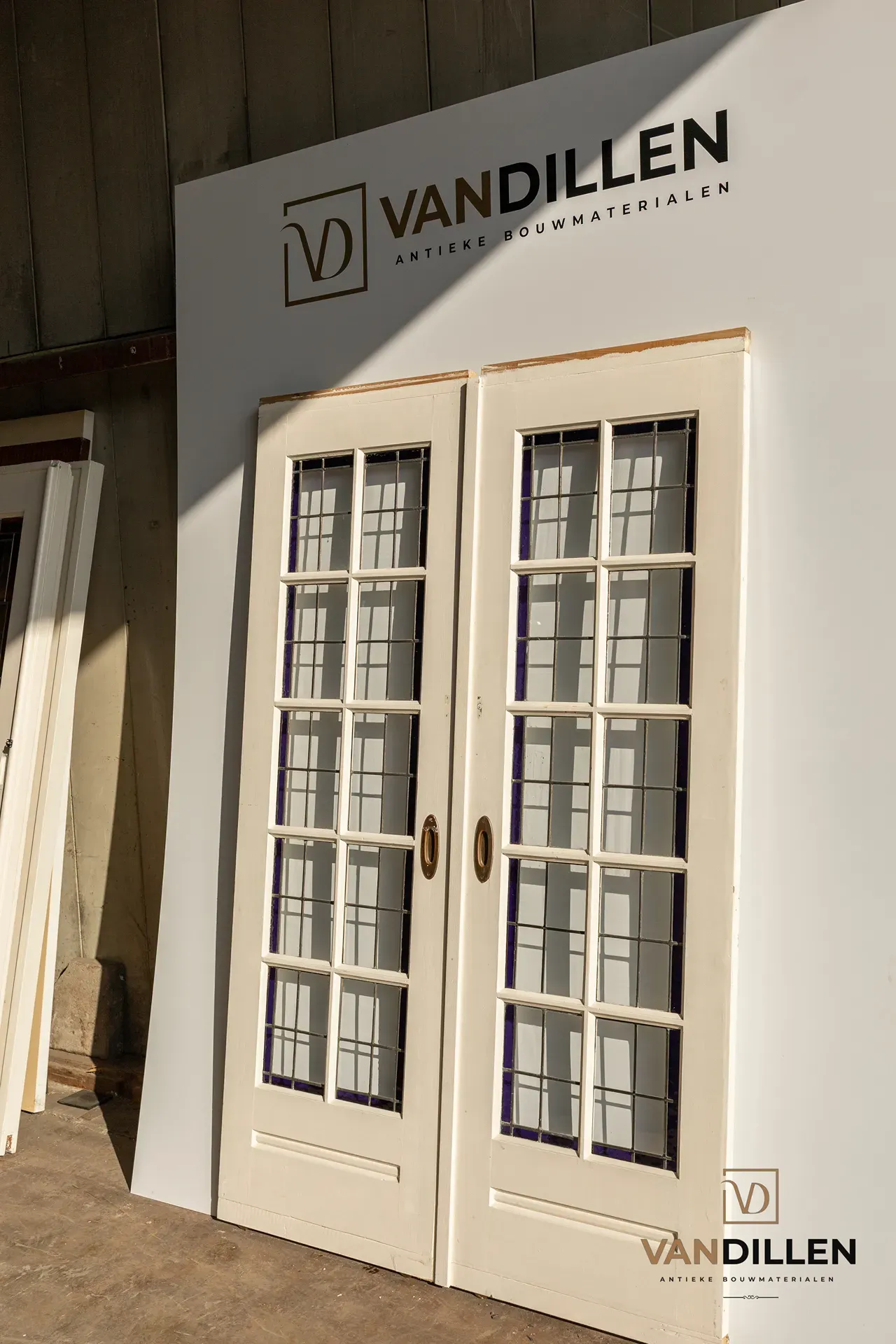 N° 69, portes de séparation intérieure