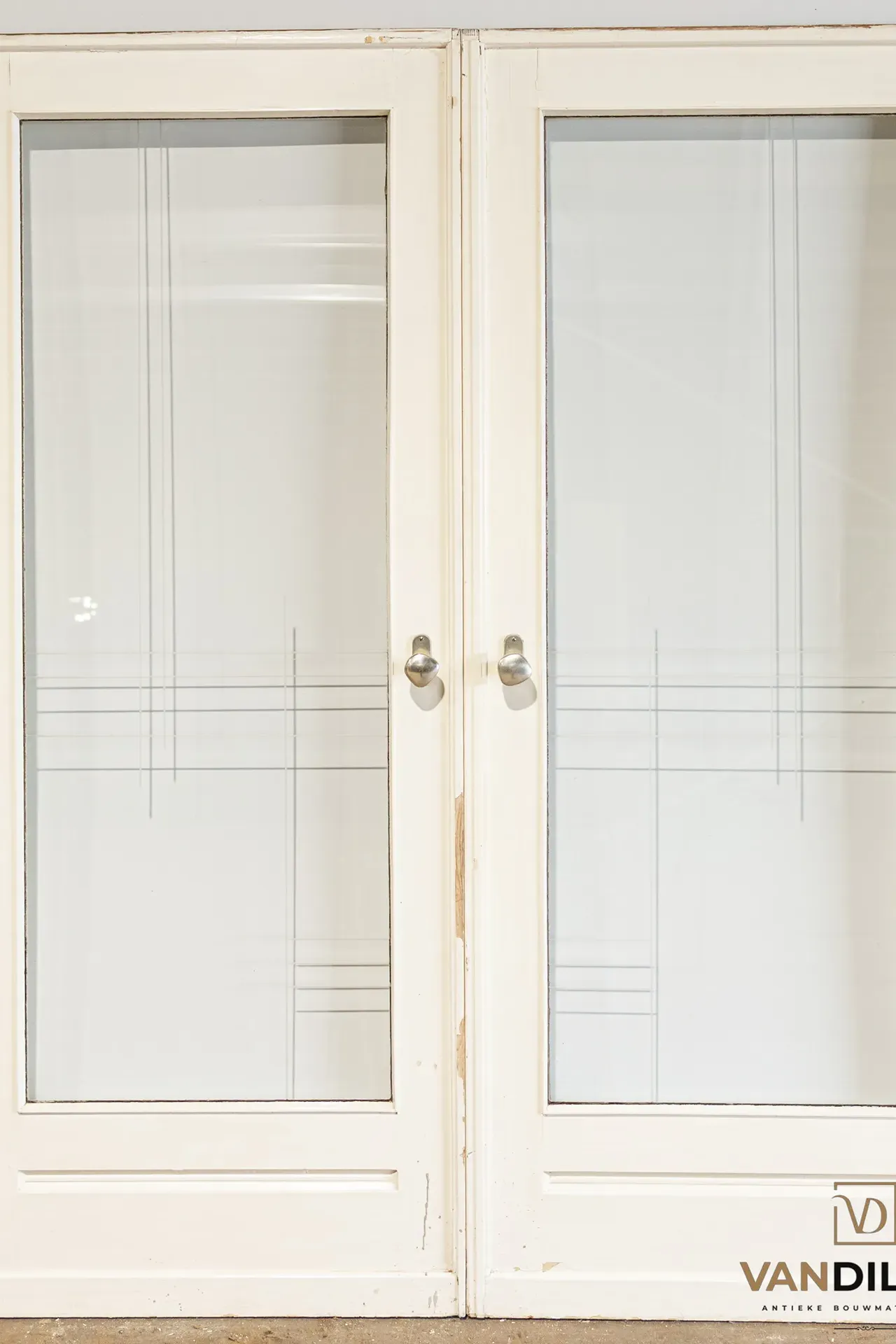 N° 78, bel ensemble de portes blanches de séparation intérieure avec verre décoratif