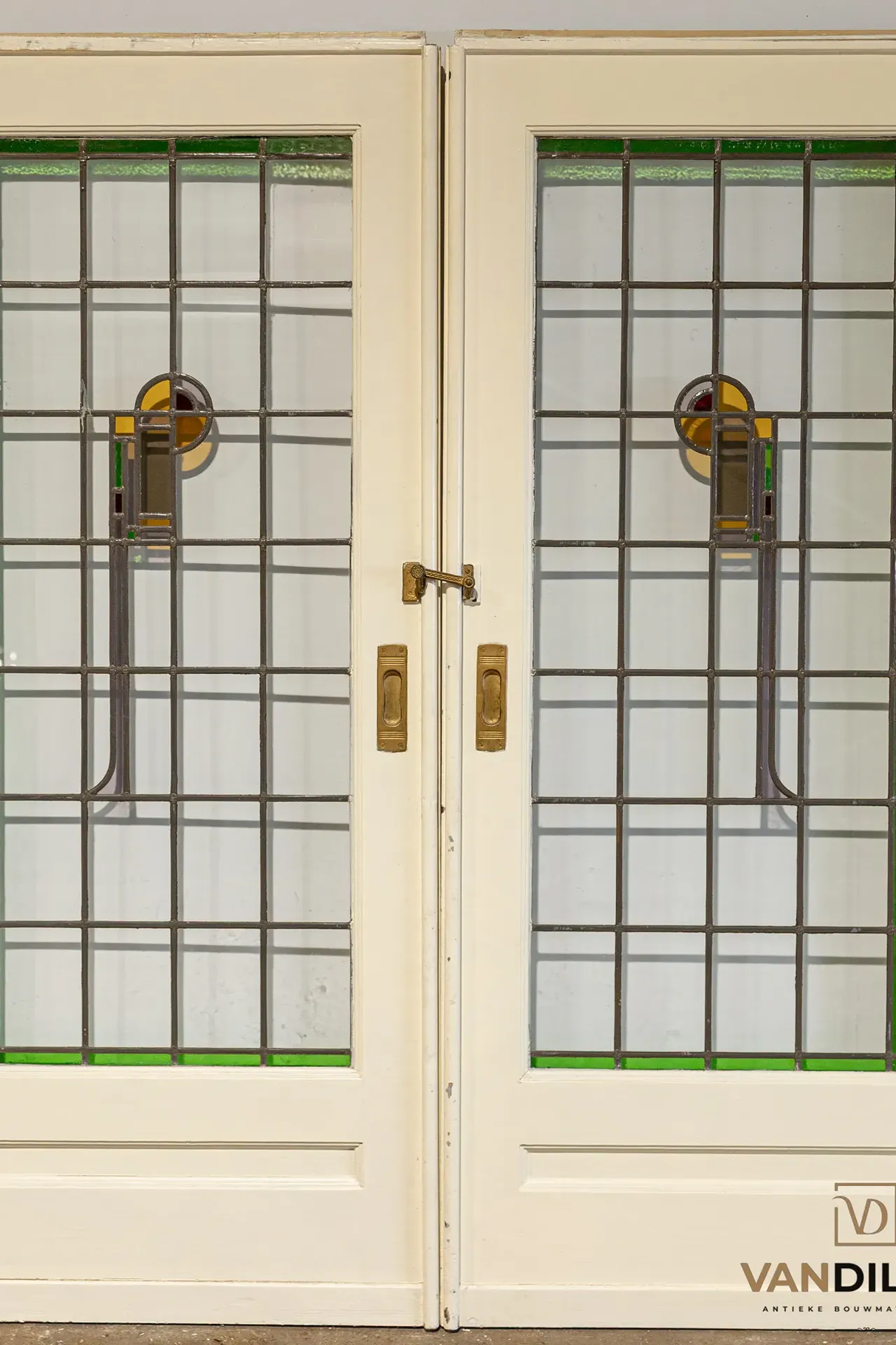 N° 82, matériaux de construction anciens