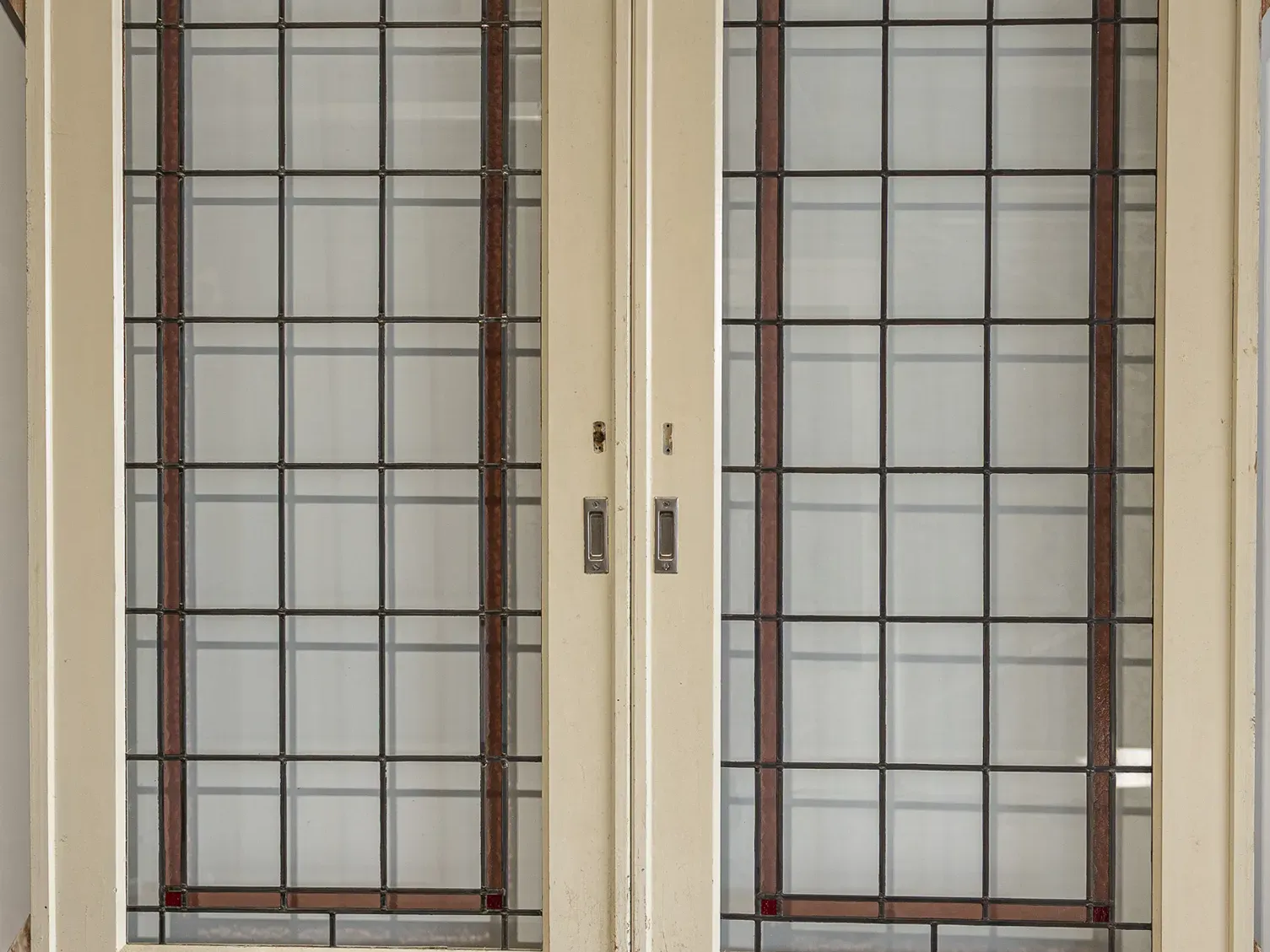 Ensuite Deuren Met Glas In Lood Antiek Kopen old Stained glass doors to buy for sell