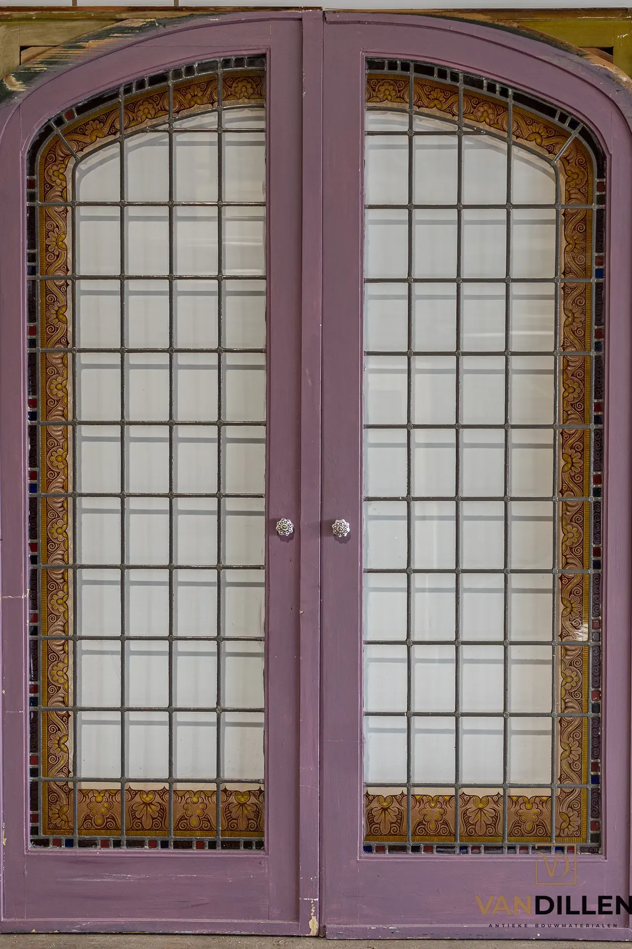 N° 92, portes anciennes peintes artistiquement