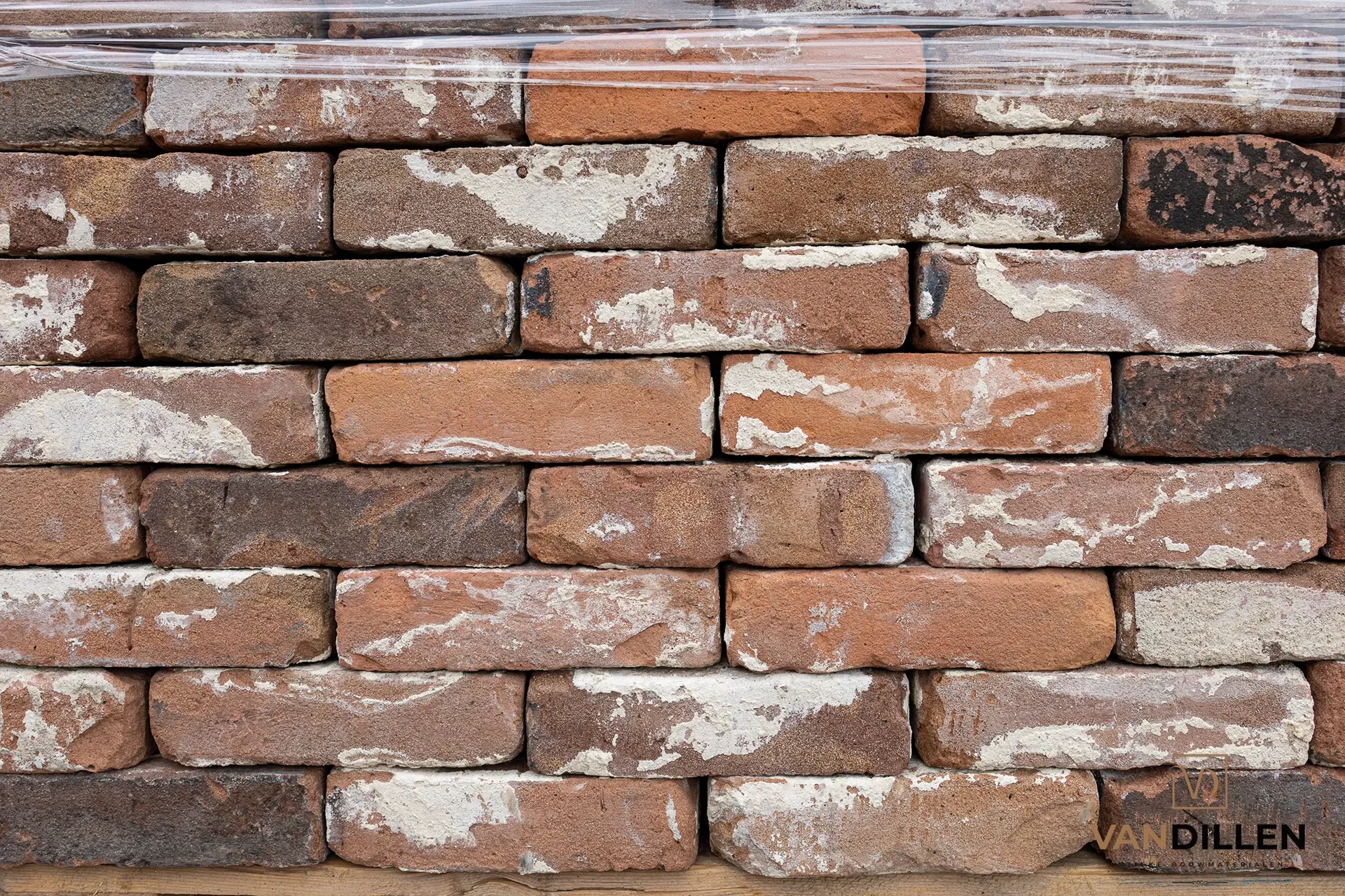 Old reclaimed bricks for new buildings with charm and character and charisma