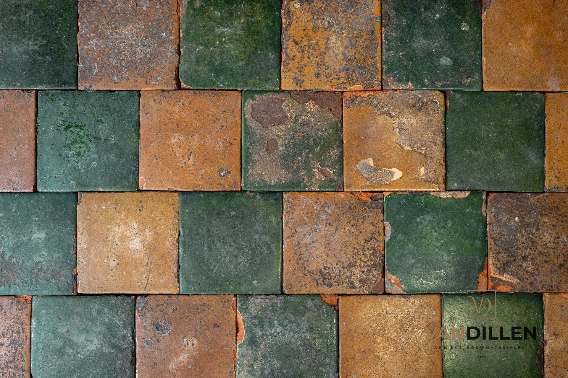 Oude glazuur estriken old glazed antique tiles