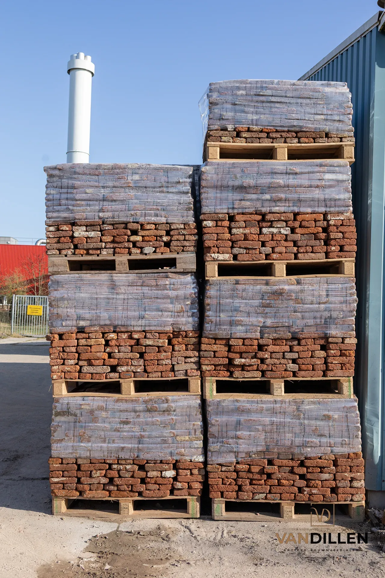Old red handmade Waal-size bricks