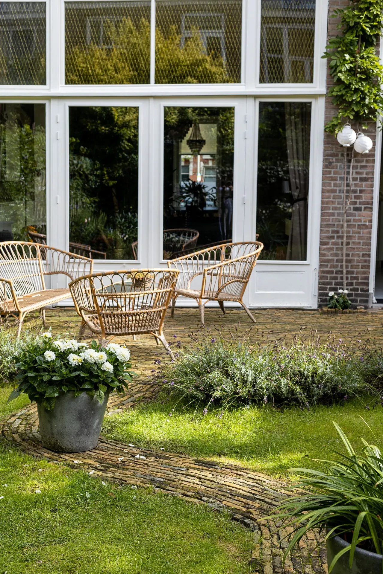 Pad Van Oude Gele Straatsteentjes