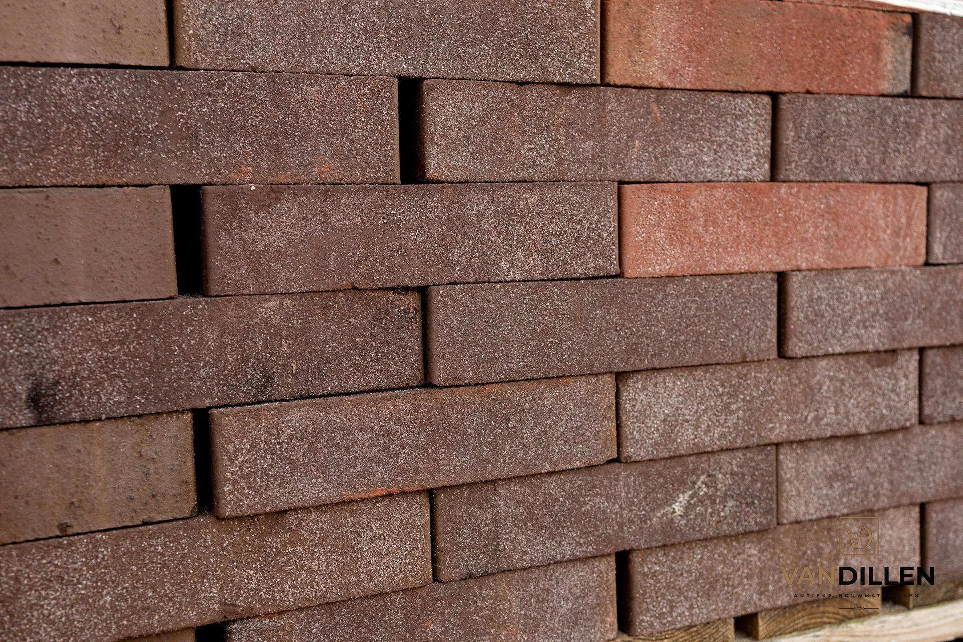 Affordable remainder batch of bricks