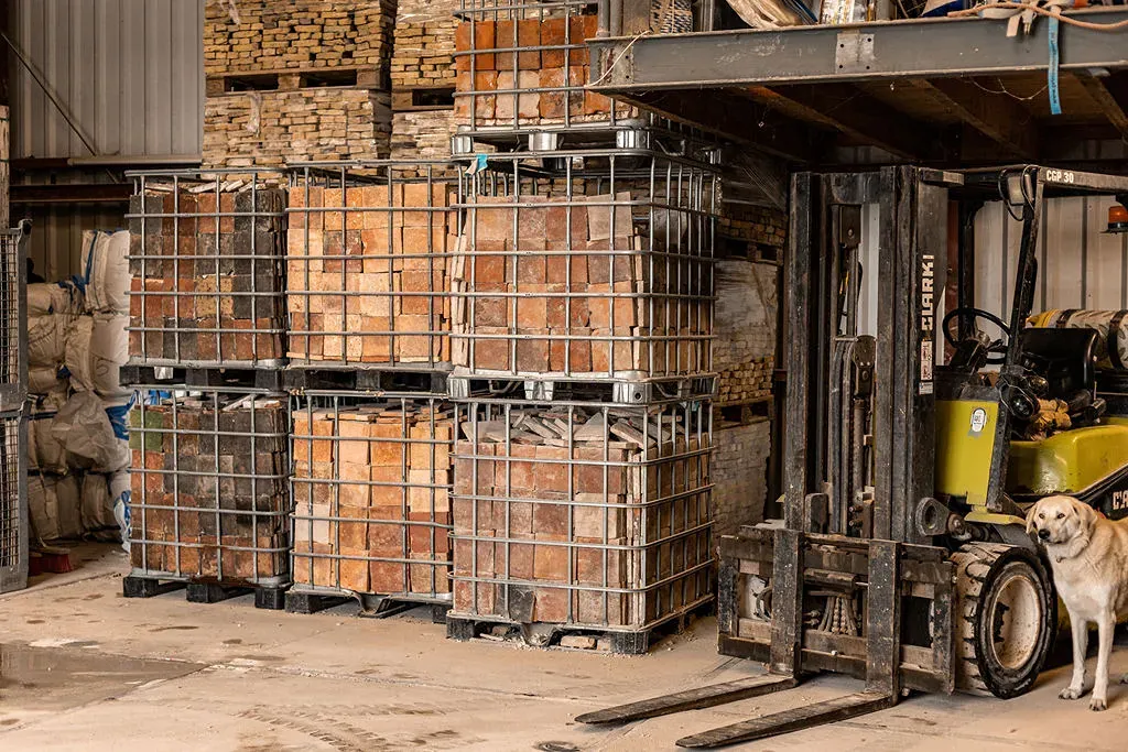 Partijen antieke oude vloertegels / antique floor tiles big batches available