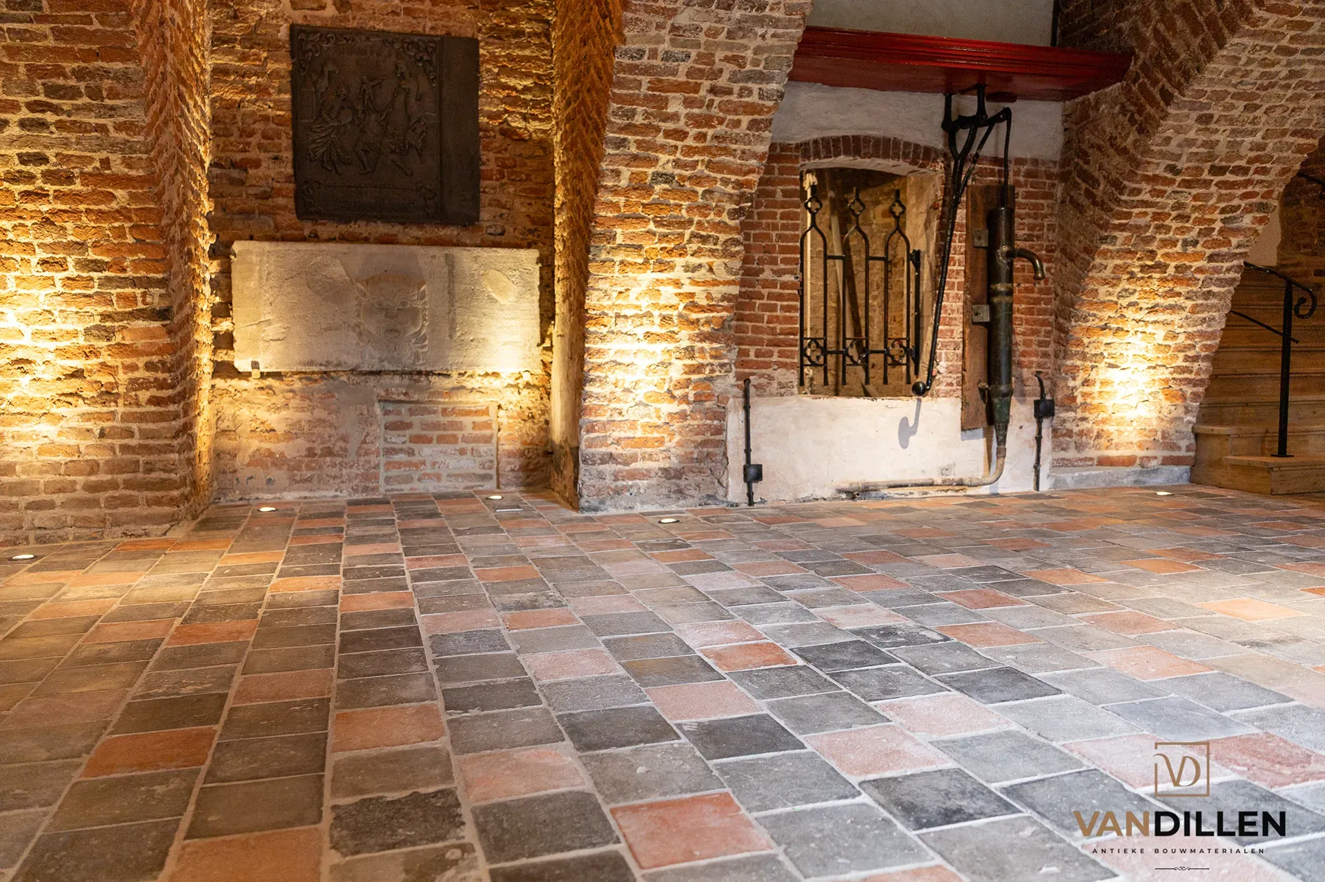 Restauratie Kasteel Huis Bergh - Oude plavuizen mix