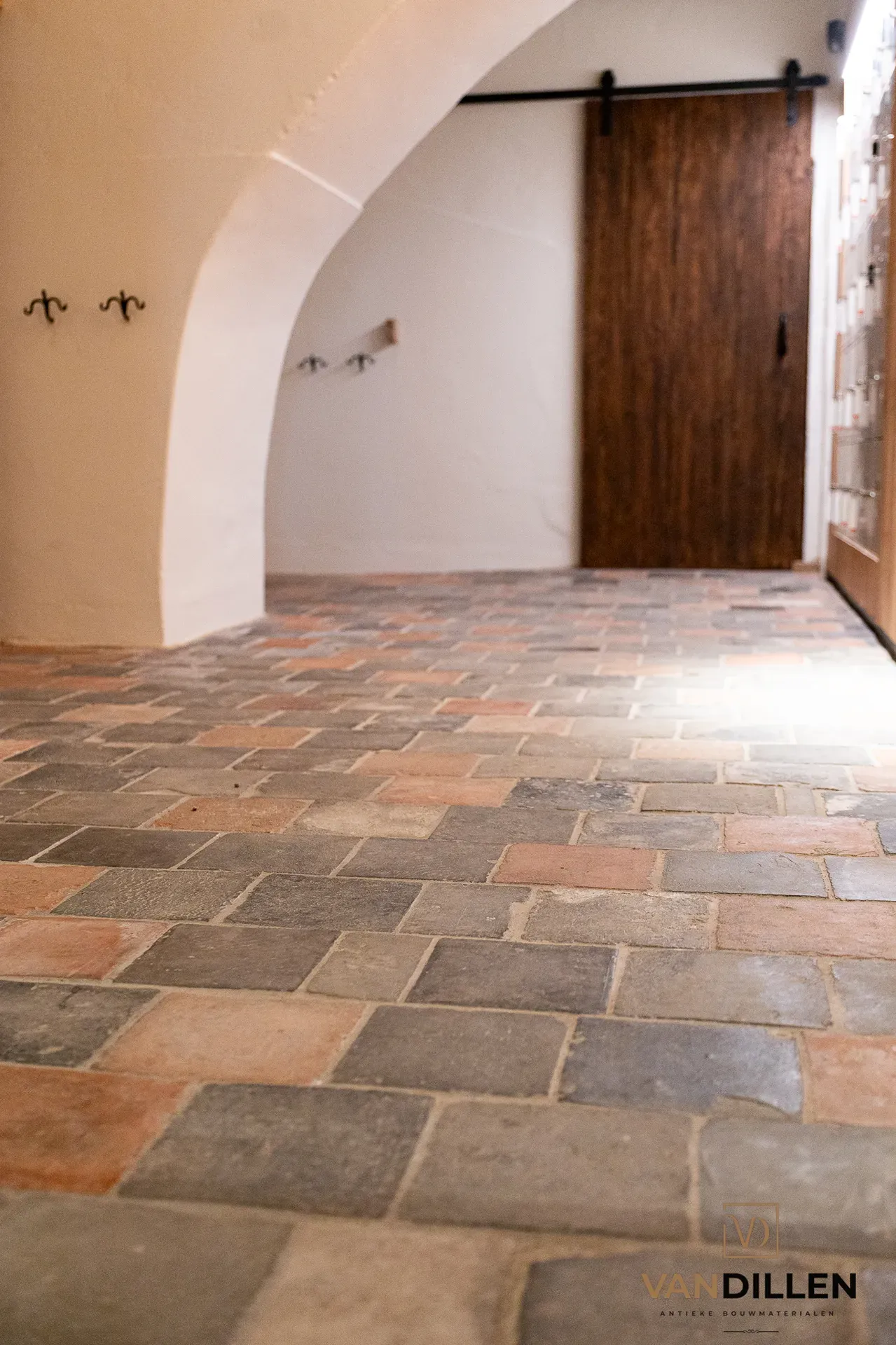 Restauratie Kasteel Huis Bergh - Oude plavuizen mix