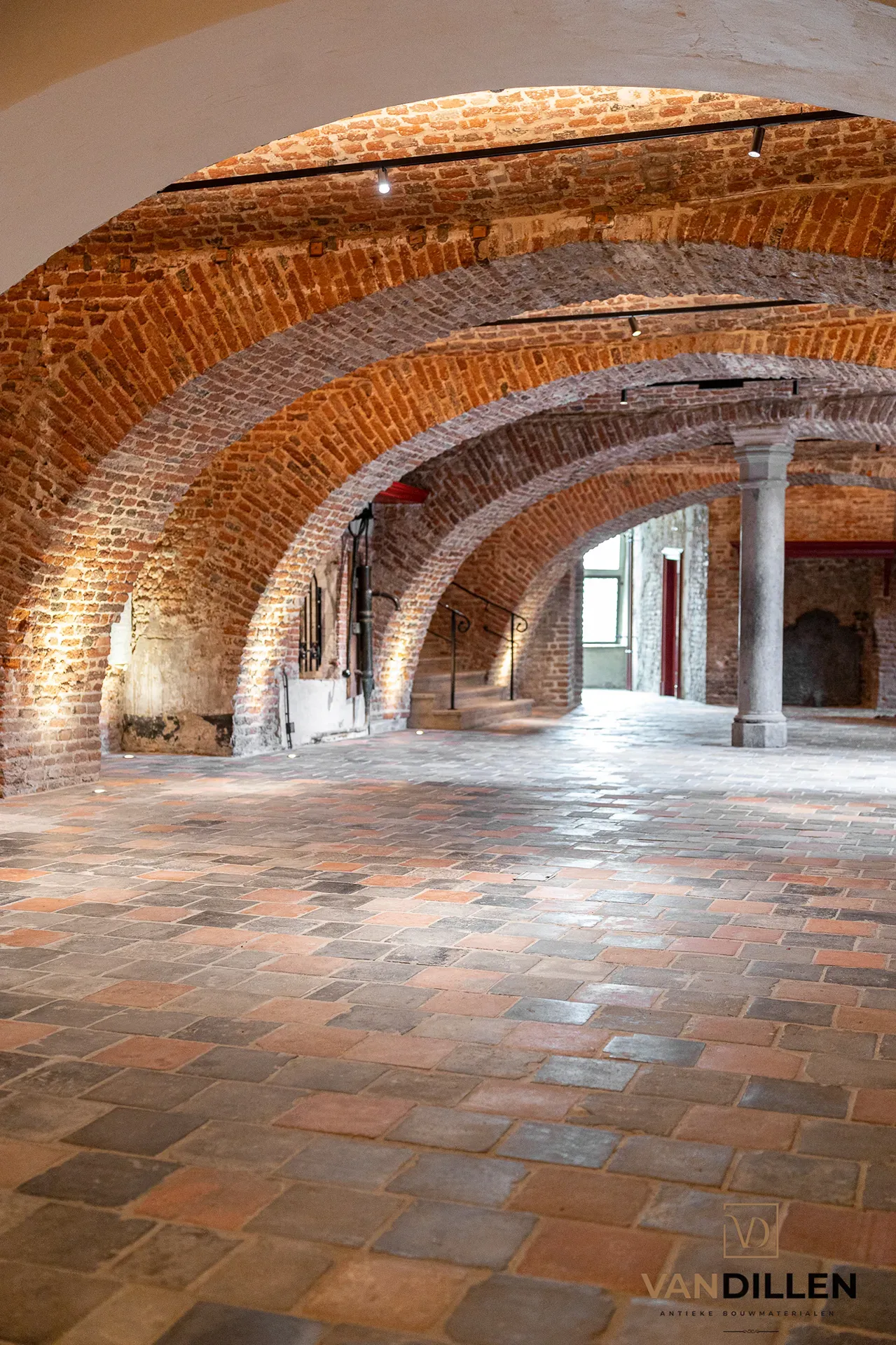 Restauratie Kasteel Huis Bergh - Oude plavuizen mix