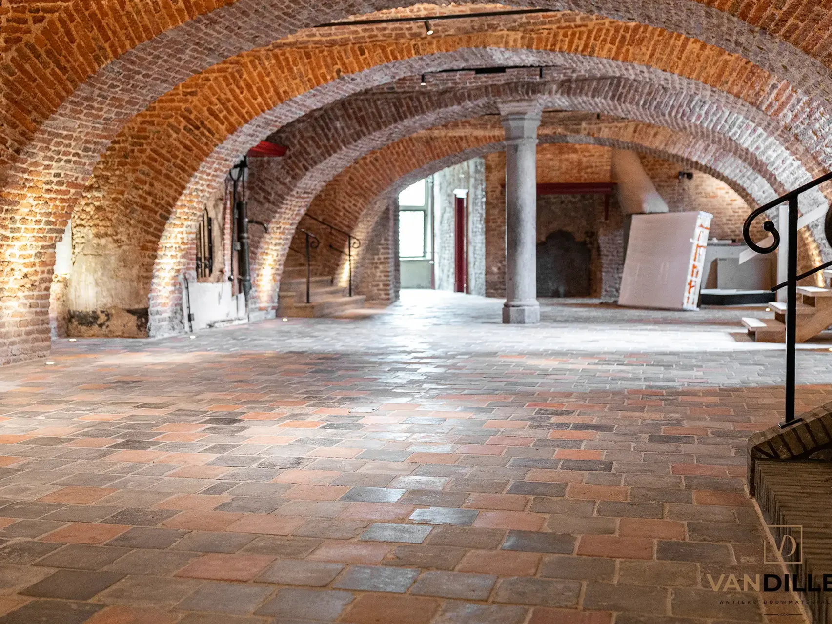 Restauratie Kasteel Huis Bergh - Oude plavuizen mix