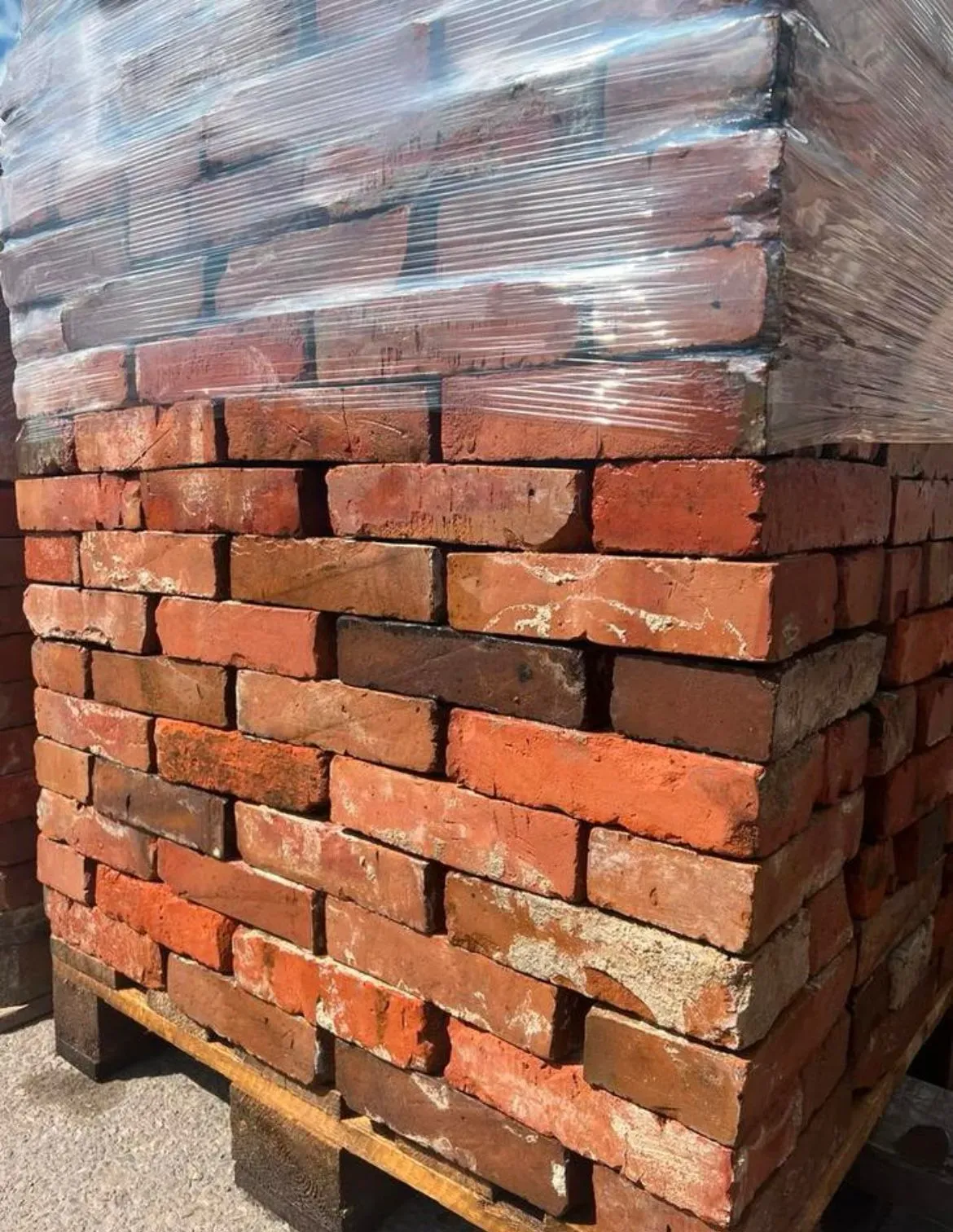 Antique red masonry bricks