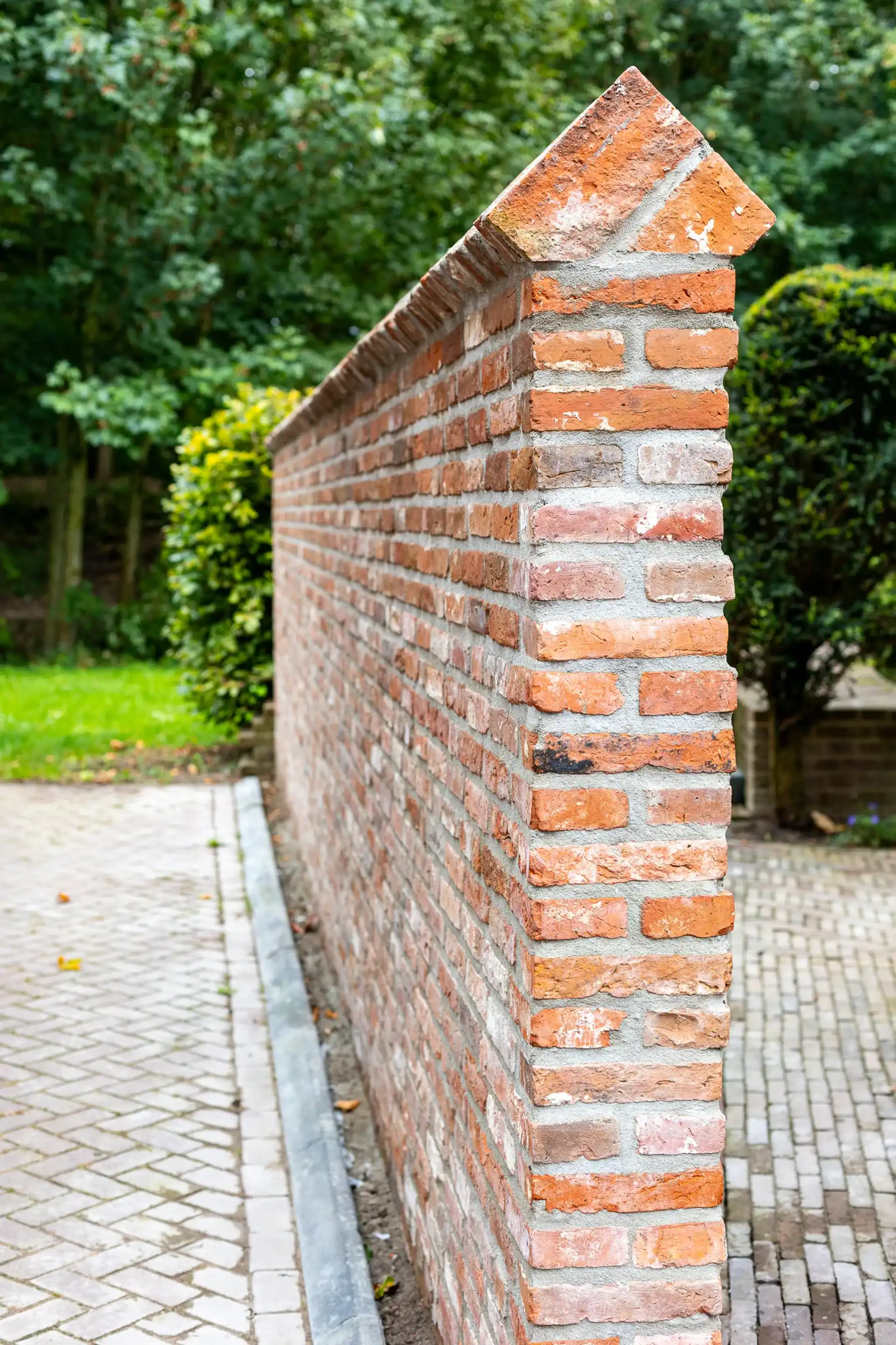 Rode Groningse Handvorm Steen
