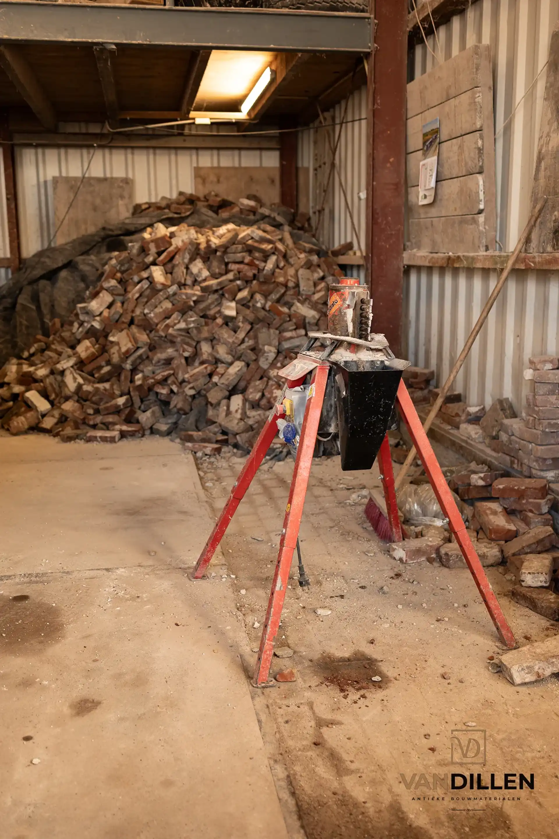 Stenen Bikken Laten Bikken Bedrijf Dat Stenen Bikt