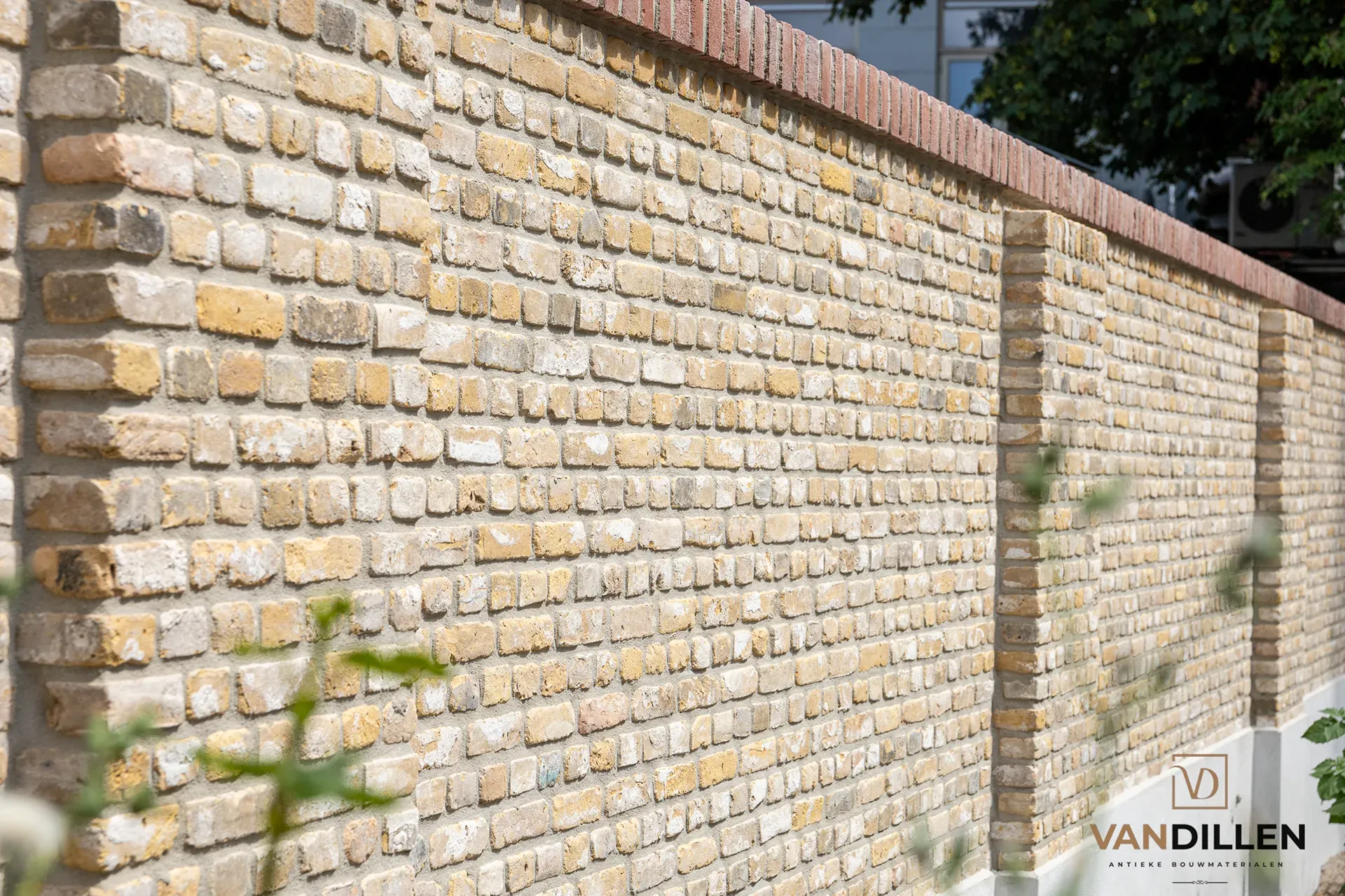 Tuinmuur van vormbak ijsselstenen