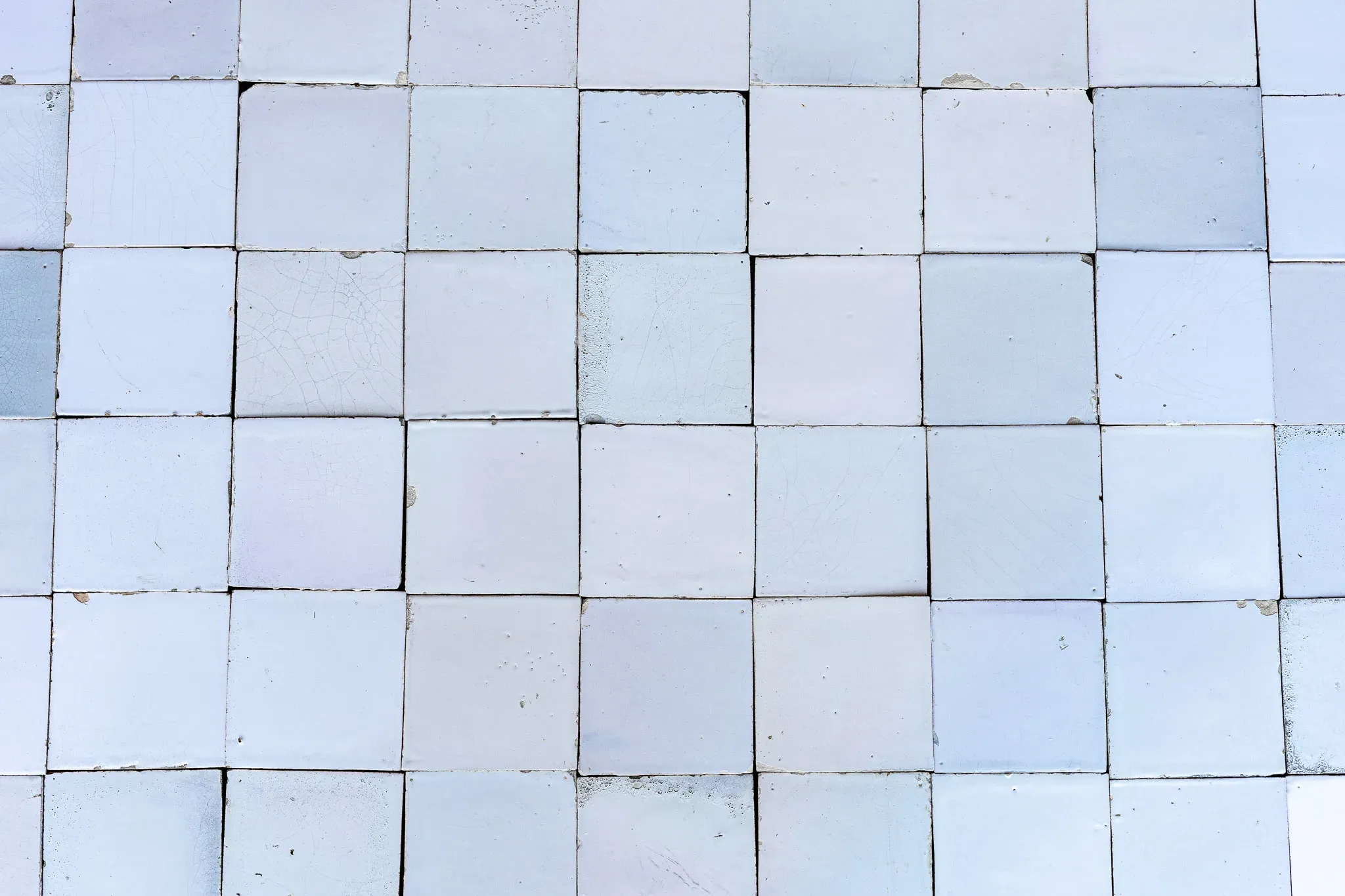 Vieux carreaux blancs
