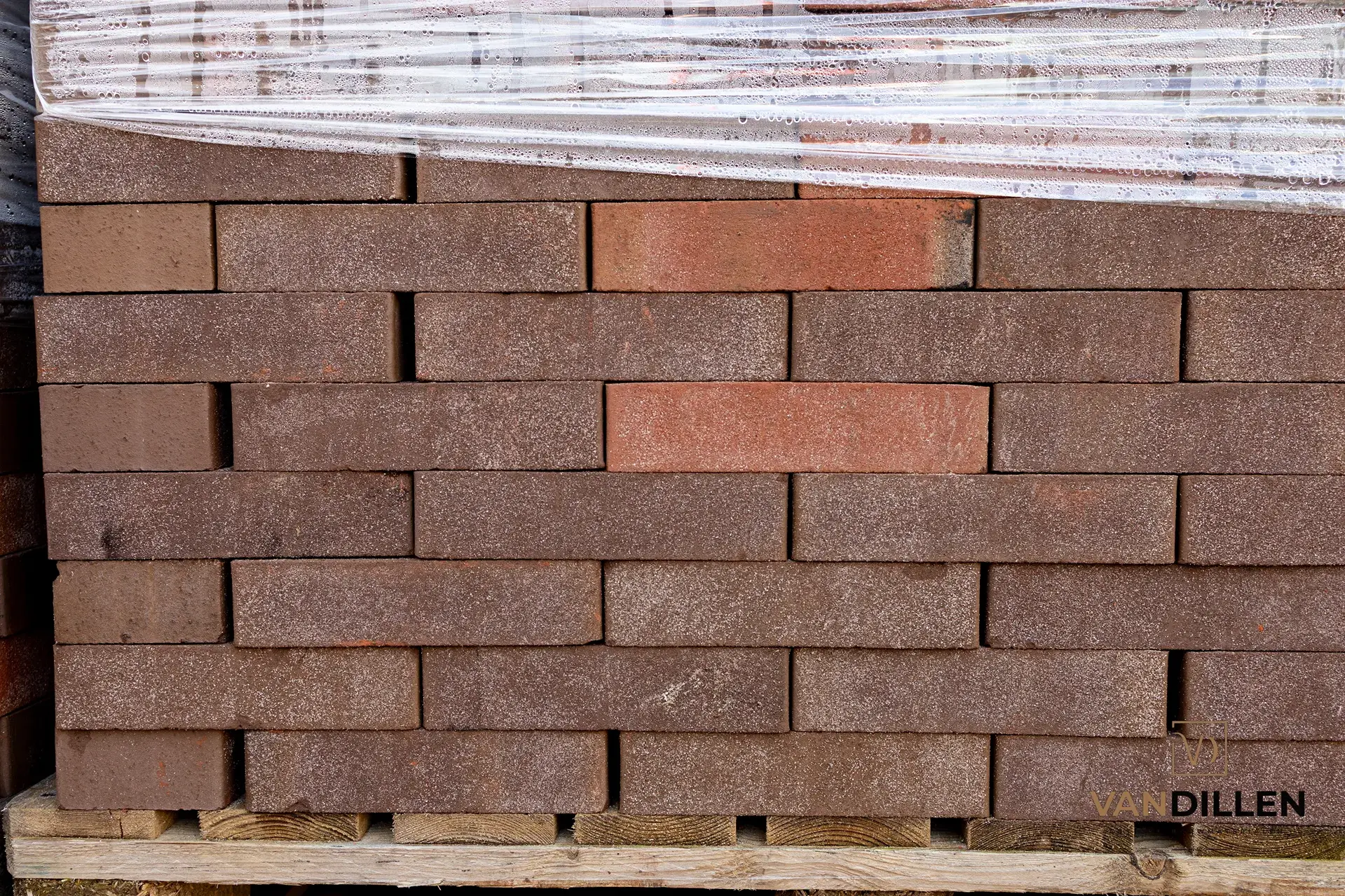 High-quality purple moulded bricks for a new-build project